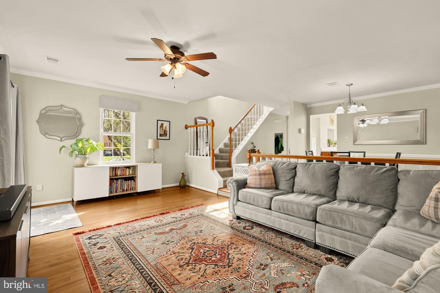 6728 CARDINAL WOODS CT, LORTON, Virginia 22079, 4 Bedrooms Bedrooms, ,3 BathroomsBathrooms,Residential,For sale,6728 CARDINAL WOODS CT,VAFX2263152 MLS # VAFX2263152