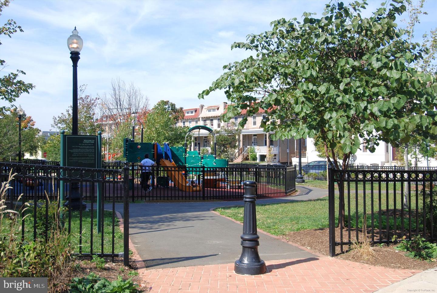 629 ACKER PL NE, WASHINGTON, District Of Columbia 20002, 2 Bedrooms Bedrooms, ,2 BathroomsBathrooms,Residential,For sale,629 ACKER PL NE,DCDC2216862 MLS # DCDC2216862 629 ACKER PL NE, WASHINGTON, District Of Columbia 20002, 2 Bedrooms Bedrooms, ,2 BathroomsBathrooms,Residential,For sale,629 ACKER PL NE,DCDC2216862 MLS # DCDC2216862