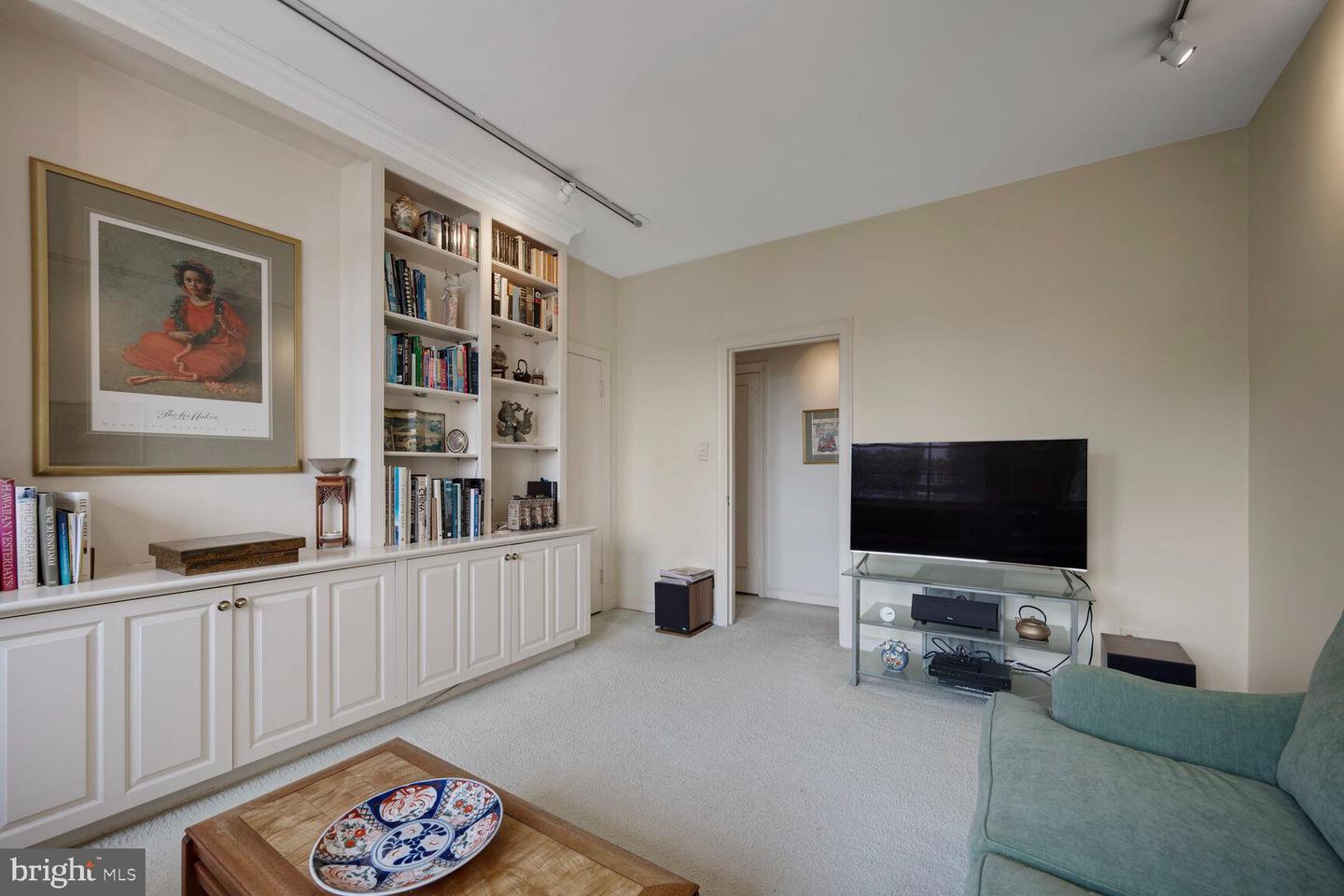 2737 DEVONSHIRE PL NW #418, WASHINGTON, District Of Columbia 20008, 2 Bedrooms Bedrooms, ,2 BathroomsBathrooms,Residential,For sale,2737 DEVONSHIRE PL NW #418,DCDC2217236 MLS # DCDC2217236