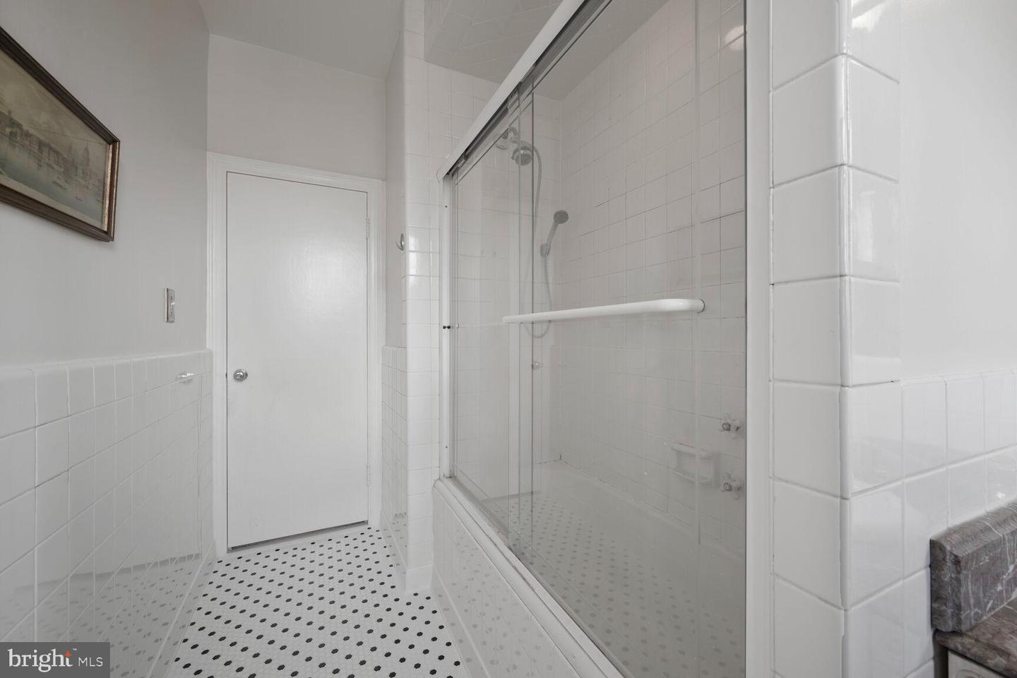 2737 DEVONSHIRE PL NW #418, WASHINGTON, District Of Columbia 20008, 2 Bedrooms Bedrooms, ,2 BathroomsBathrooms,Residential,For sale,2737 DEVONSHIRE PL NW #418,DCDC2217236 MLS # DCDC2217236