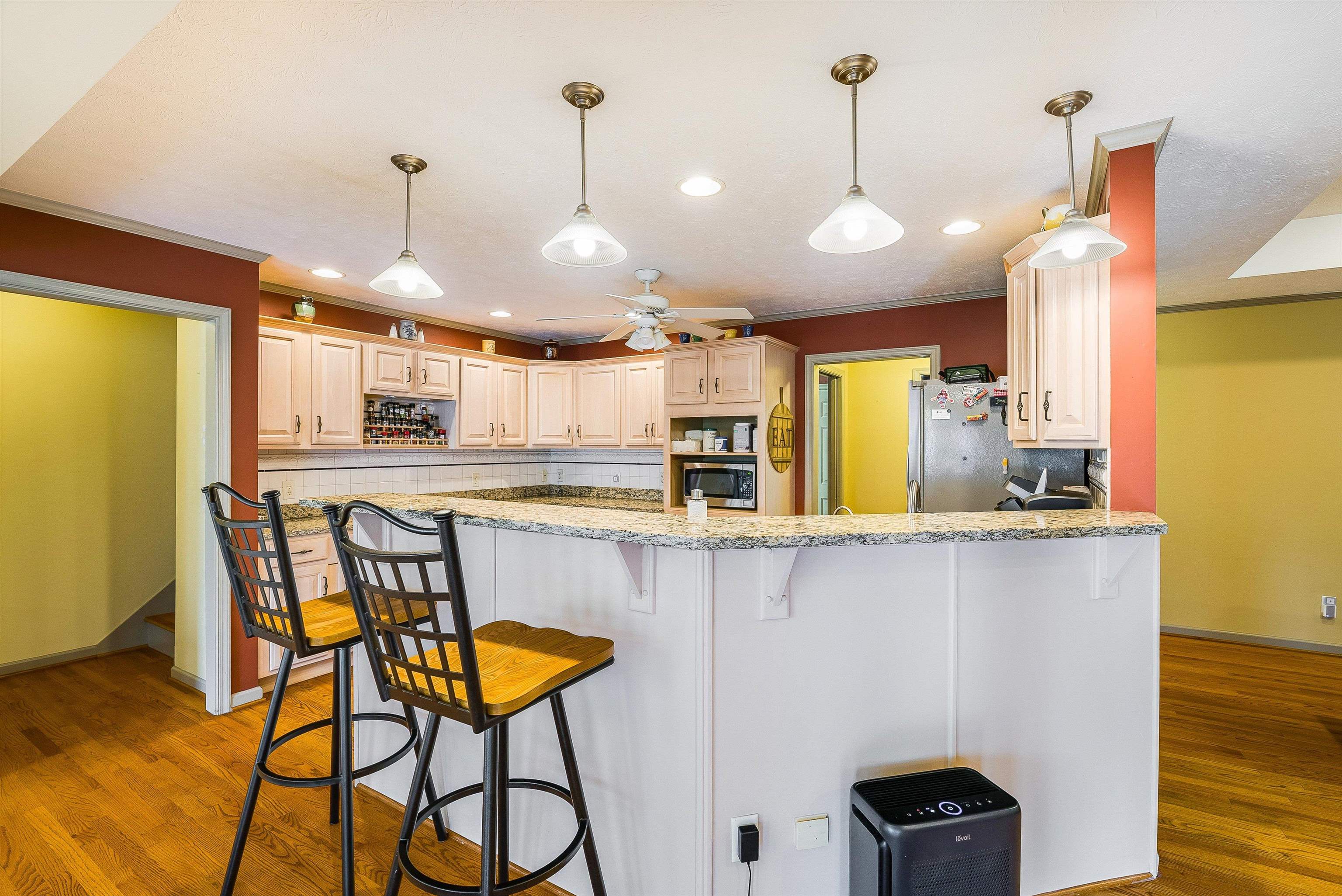 243 NORTHVIEW DR, DAYTON, Virginia 22821, 3 Bedrooms Bedrooms, ,2 BathroomsBathrooms,Residential,Dayton Charmer,243 NORTHVIEW DR,670110 MLS # 670110