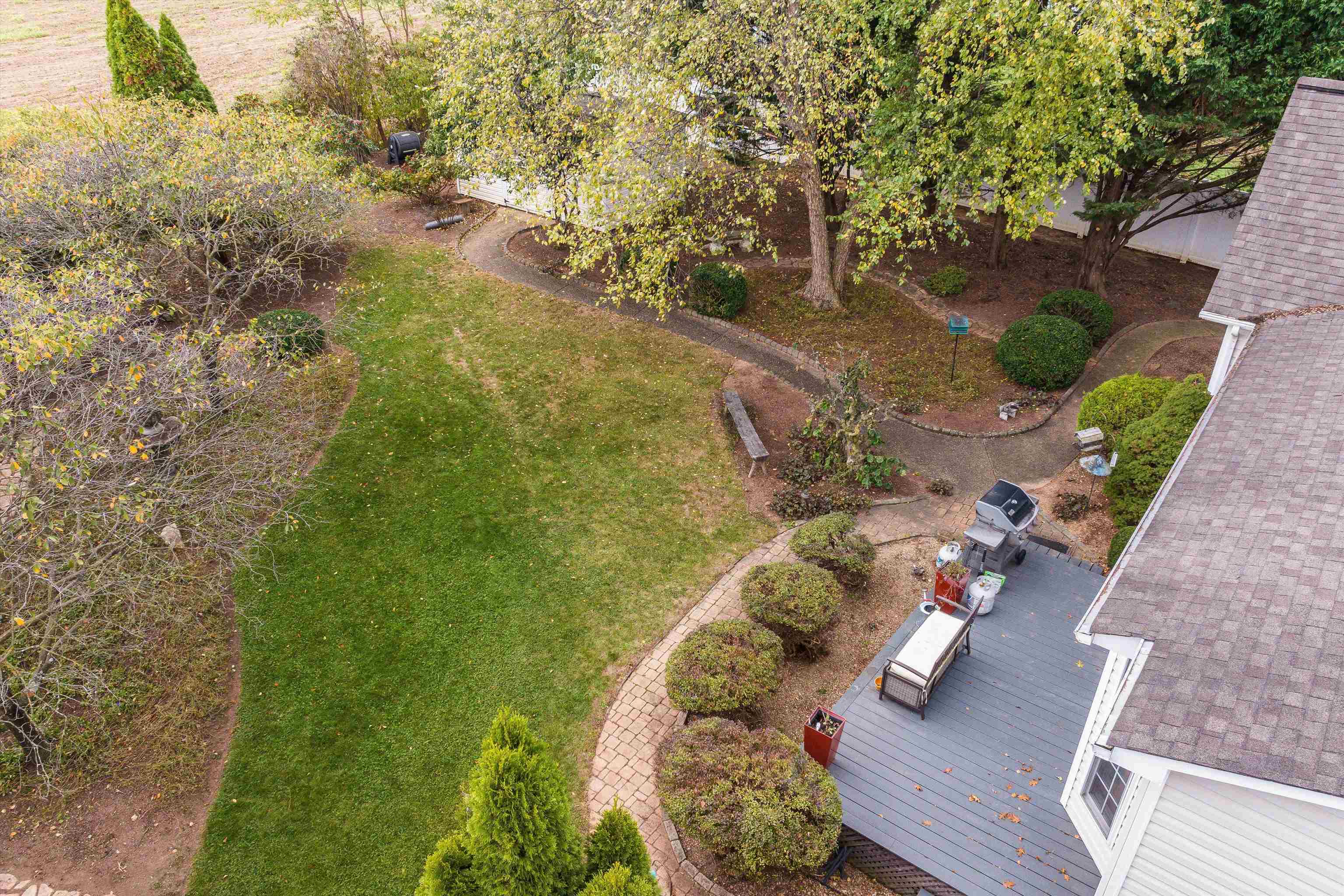 243 NORTHVIEW DR, DAYTON, Virginia 22821, 3 Bedrooms Bedrooms, ,2 BathroomsBathrooms,Residential,Dayton Charmer,243 NORTHVIEW DR,670110 MLS # 670110