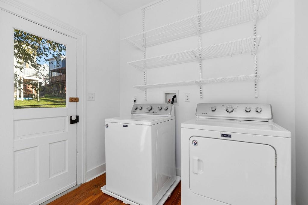 115 S JEFFERSON ST, STAUNTON, Virginia 24401, 2 Bedrooms Bedrooms, ,1 BathroomBathrooms,Residential,115 S JEFFERSON ST,670117 MLS # 670117