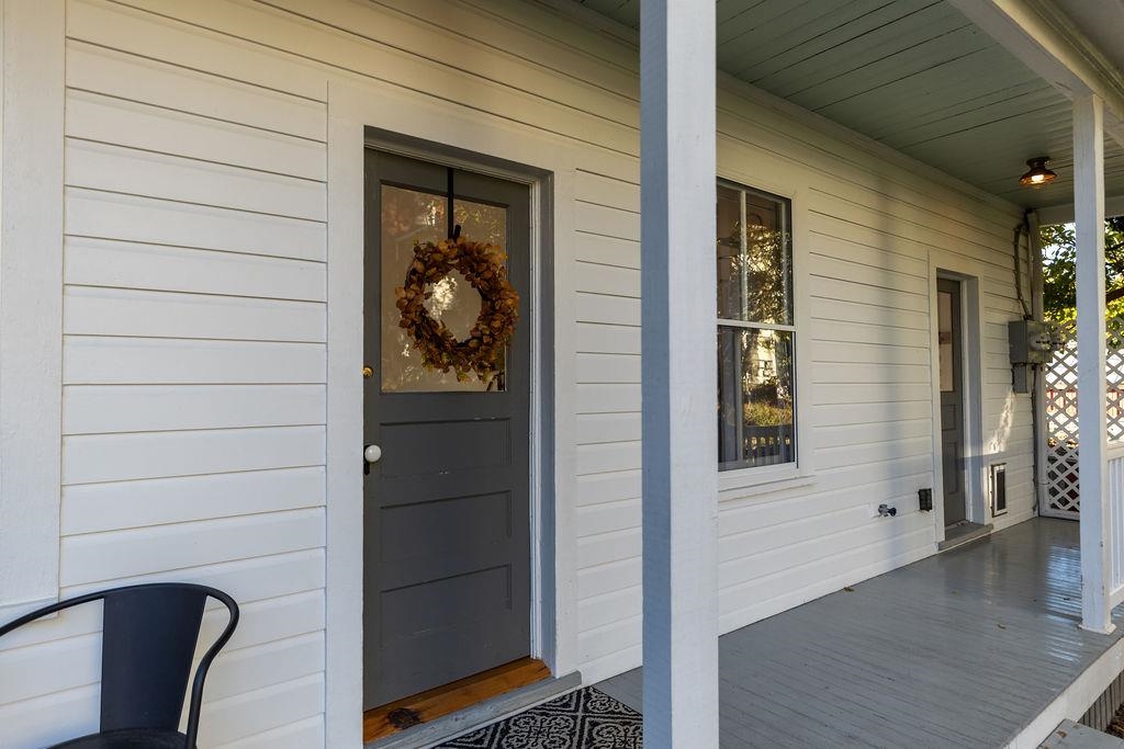 115 S JEFFERSON ST, STAUNTON, Virginia 24401, 2 Bedrooms Bedrooms, ,1 BathroomBathrooms,Residential,115 S JEFFERSON ST,670117 MLS # 670117