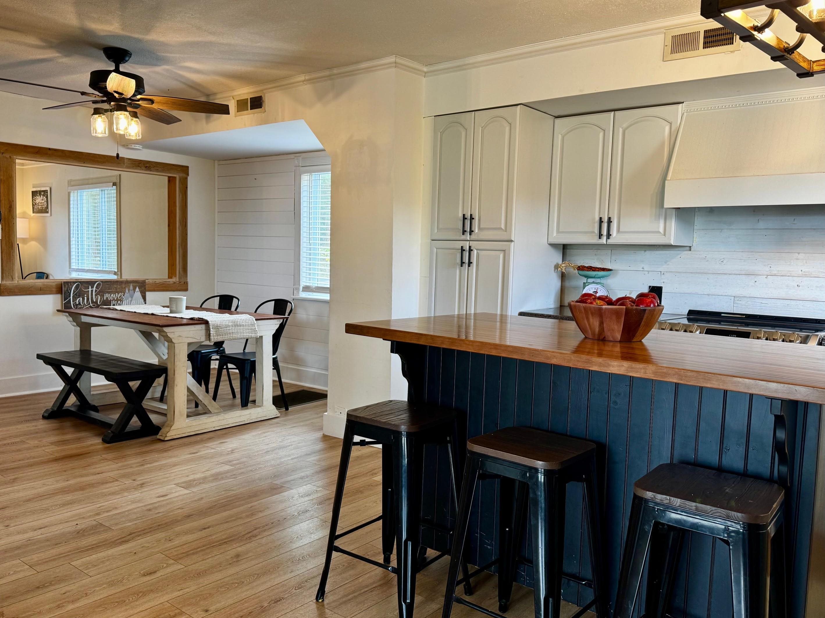 7842 COMMUNITY CENTER RD, BRIDGEWATER, Virginia 22812, 4 Bedrooms Bedrooms, ,2 BathroomsBathrooms,Residential,7842 COMMUNITY CENTER RD,670120 MLS # 670120 7842 COMMUNITY CENTER RD, BRIDGEWATER, Virginia 22812, 4 Bedrooms Bedrooms, ,2 BathroomsBathrooms,Residential,7842 COMMUNITY CENTER RD,670120 MLS # 670120