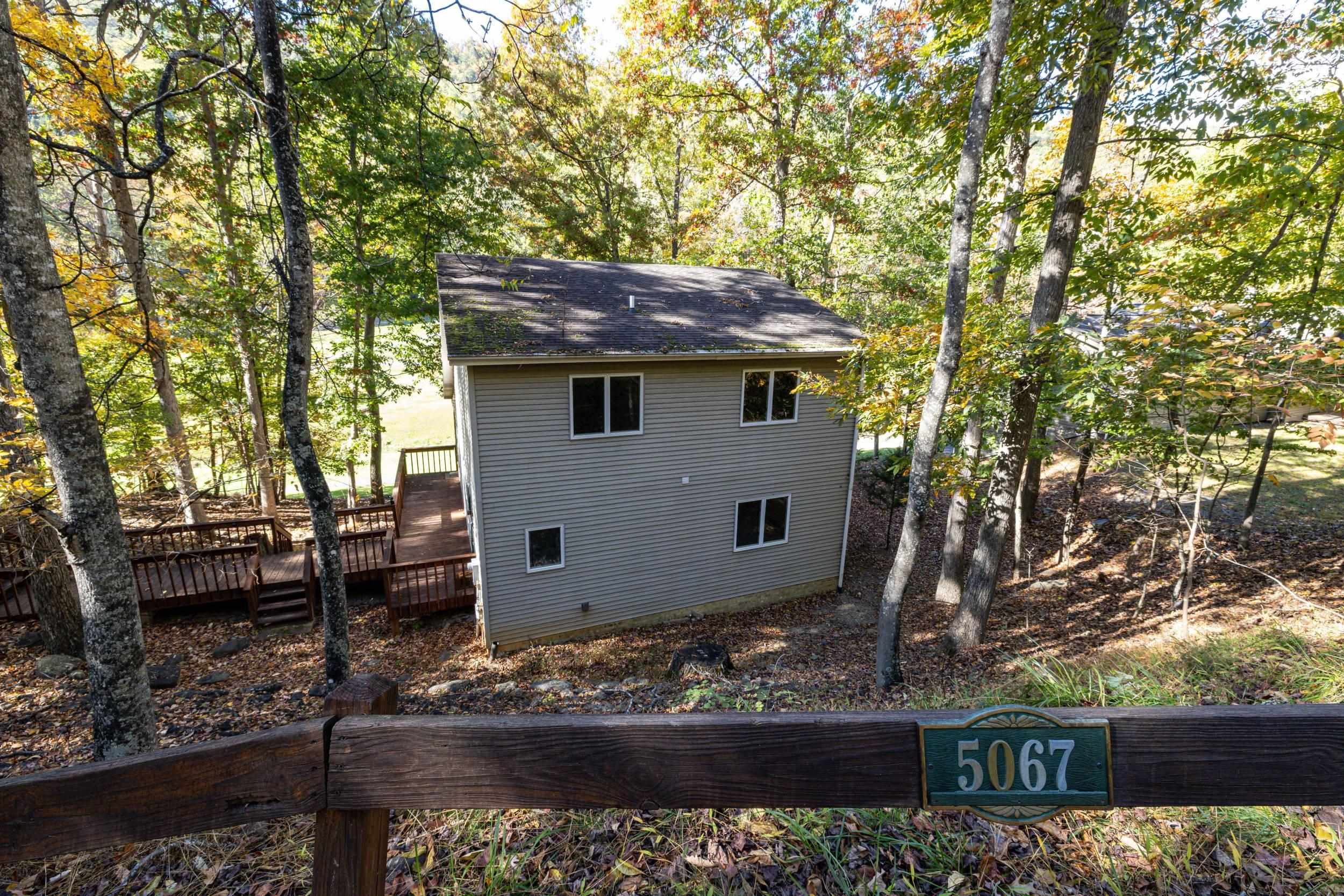 5067 NICKLAUS LN, MCGAHEYSVILLE, Virginia 22840, 3 Bedrooms Bedrooms, ,2 BathroomsBathrooms,Residential,5067 NICKLAUS LN,670123 MLS # 670123