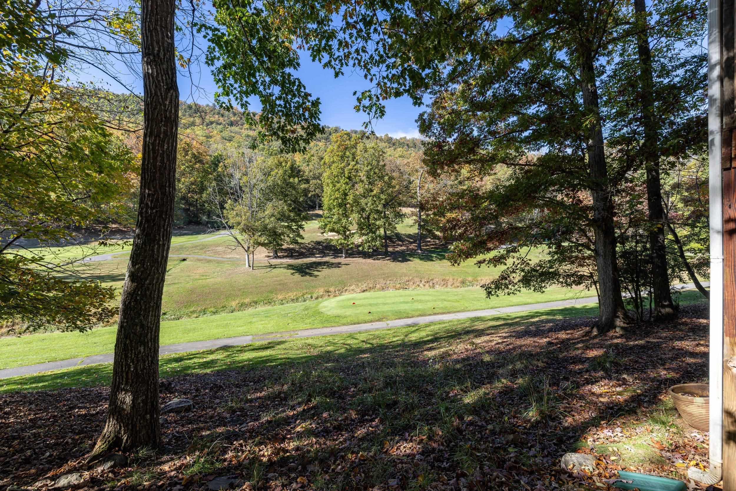 5067 NICKLAUS LN, MCGAHEYSVILLE, Virginia 22840, 3 Bedrooms Bedrooms, ,2 BathroomsBathrooms,Residential,5067 NICKLAUS LN,670123 MLS # 670123