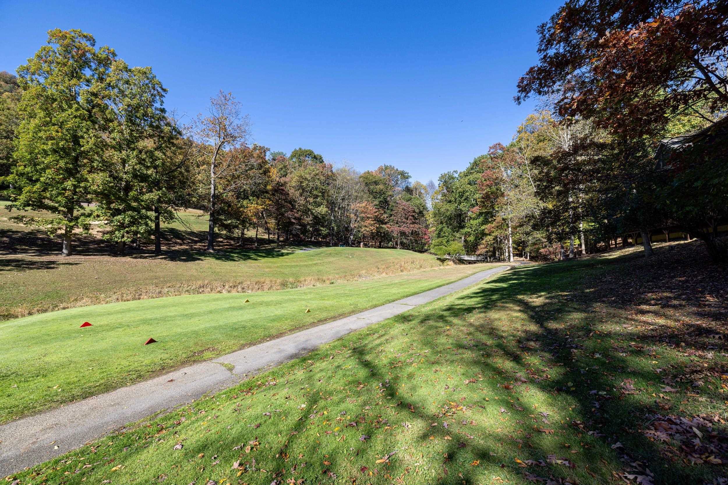 5067 NICKLAUS LN, MCGAHEYSVILLE, Virginia 22840, 3 Bedrooms Bedrooms, ,2 BathroomsBathrooms,Residential,5067 NICKLAUS LN,670123 MLS # 670123