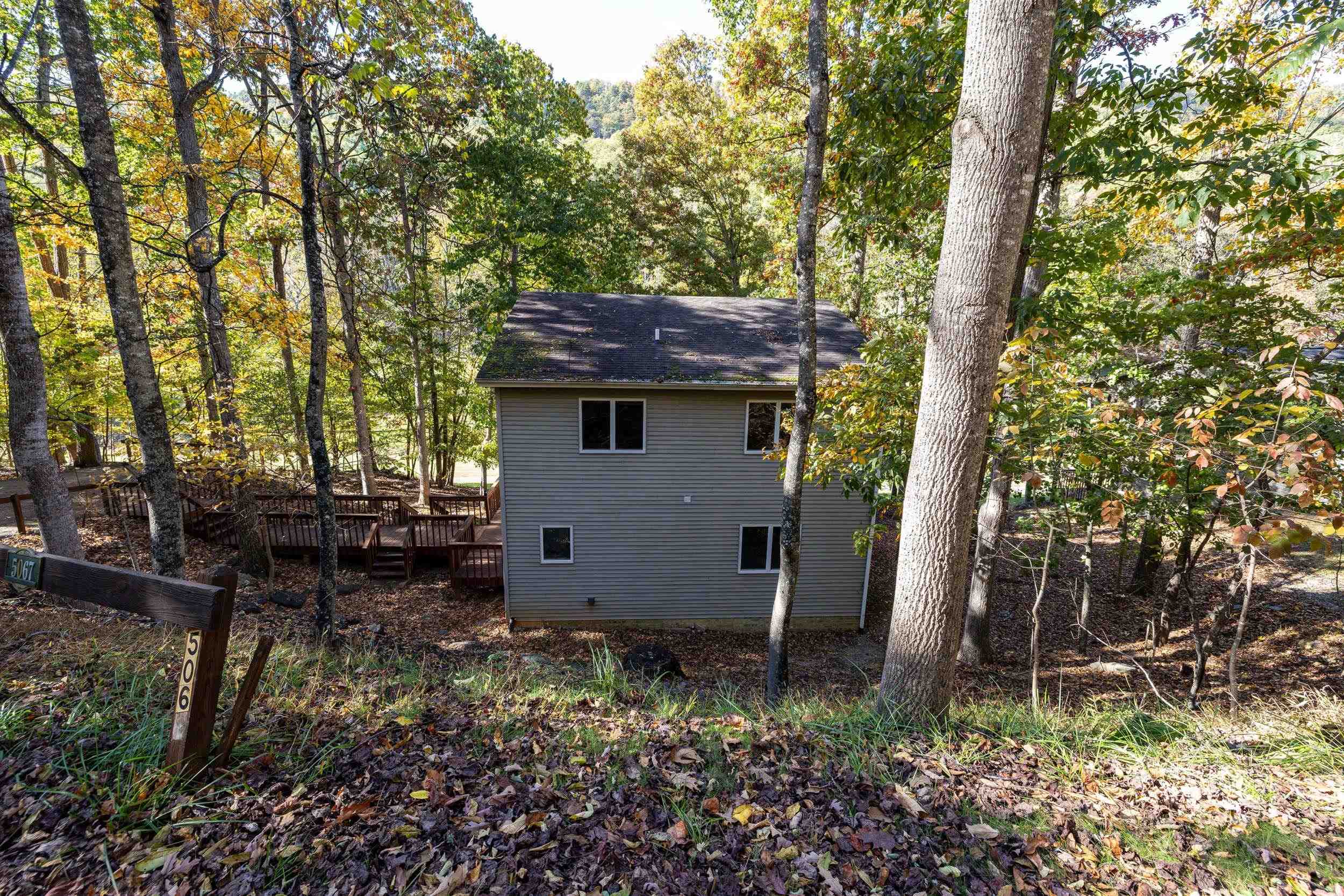 5067 NICKLAUS LN, MCGAHEYSVILLE, Virginia 22840, 3 Bedrooms Bedrooms, ,2 BathroomsBathrooms,Residential,5067 NICKLAUS LN,670123 MLS # 670123