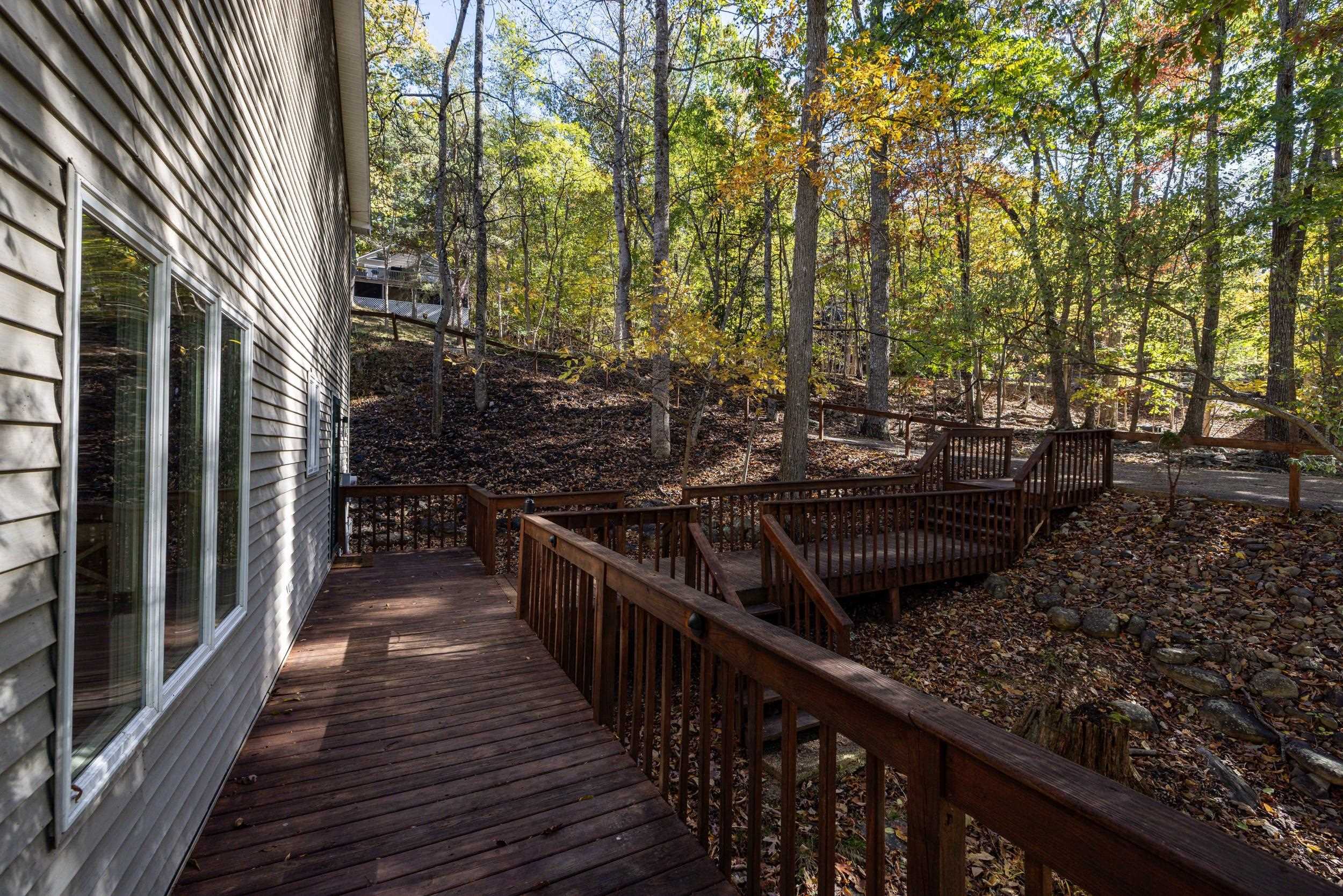 5067 NICKLAUS LN, MCGAHEYSVILLE, Virginia 22840, 3 Bedrooms Bedrooms, ,2 BathroomsBathrooms,Residential,5067 NICKLAUS LN,670123 MLS # 670123