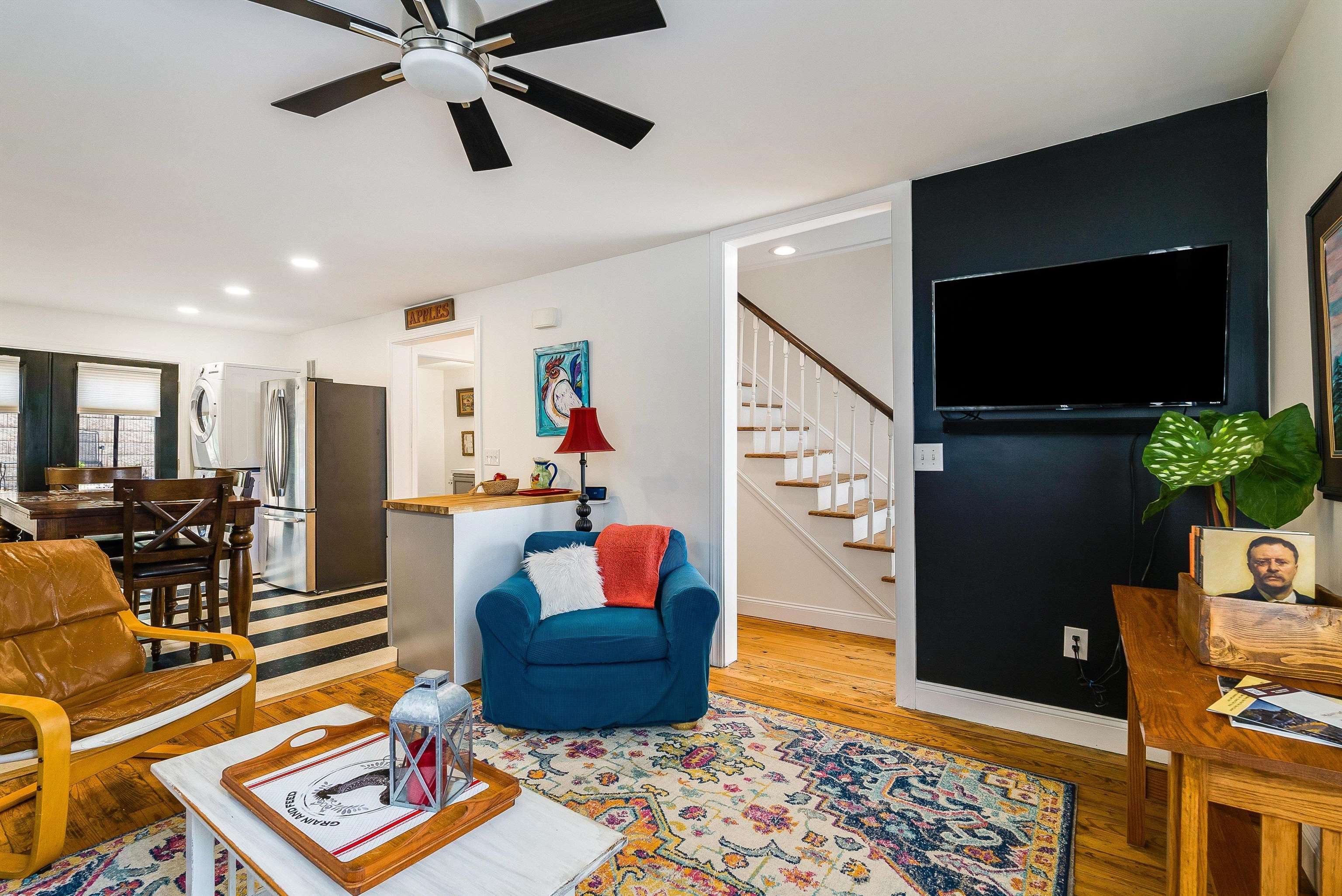 917 W BEVERLEY ST, STAUNTON, Virginia 22980, 3 Bedrooms Bedrooms, ,2 BathroomsBathrooms,Residential,917 W BEVERLEY ST,670124 MLS # 670124