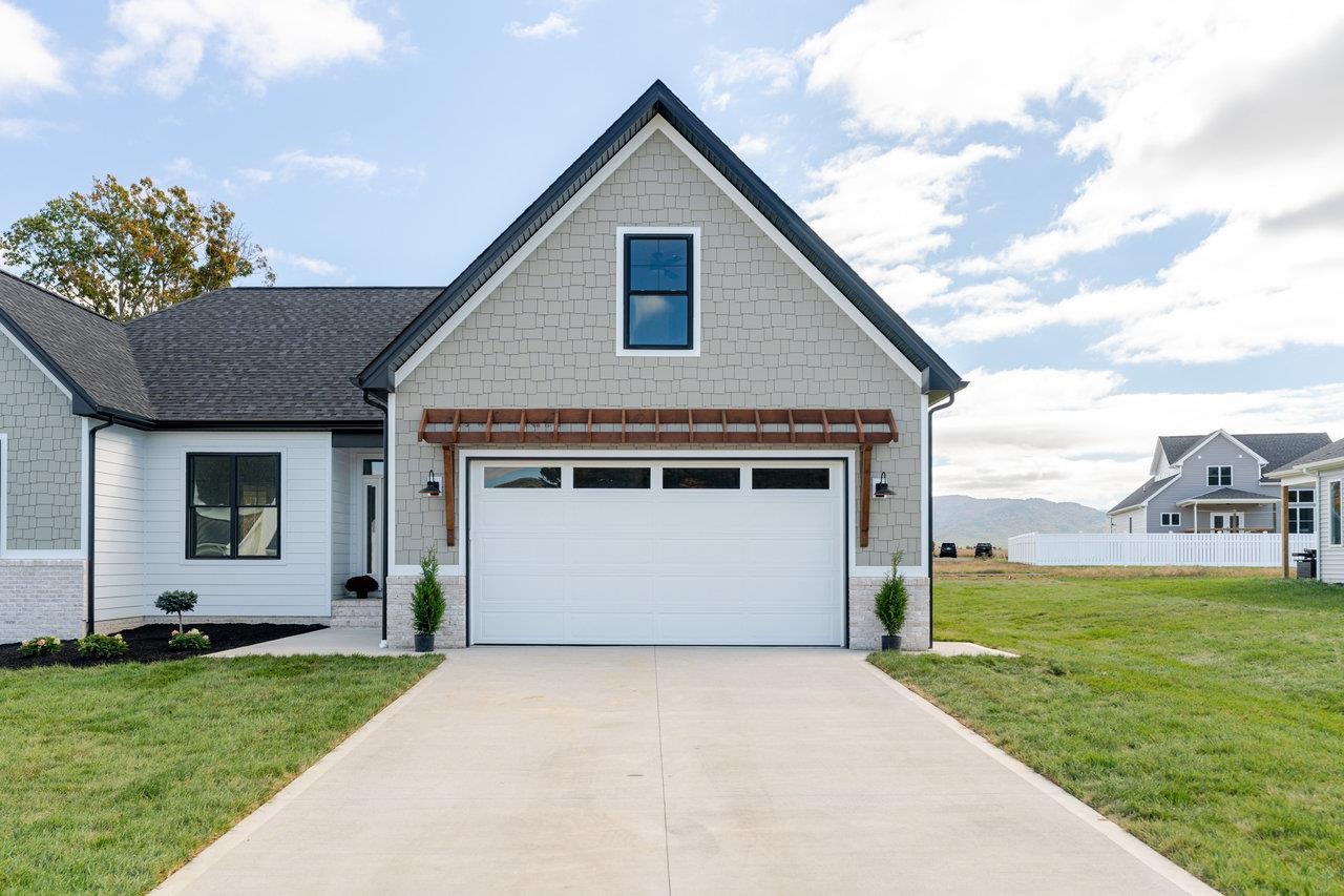 10280 DALMATIAN DR, ROCKINGHAM, Virginia 22801, 4 Bedrooms Bedrooms, ,3 BathroomsBathrooms,Residential,10280 DALMATIAN DR,670130 MLS # 670130