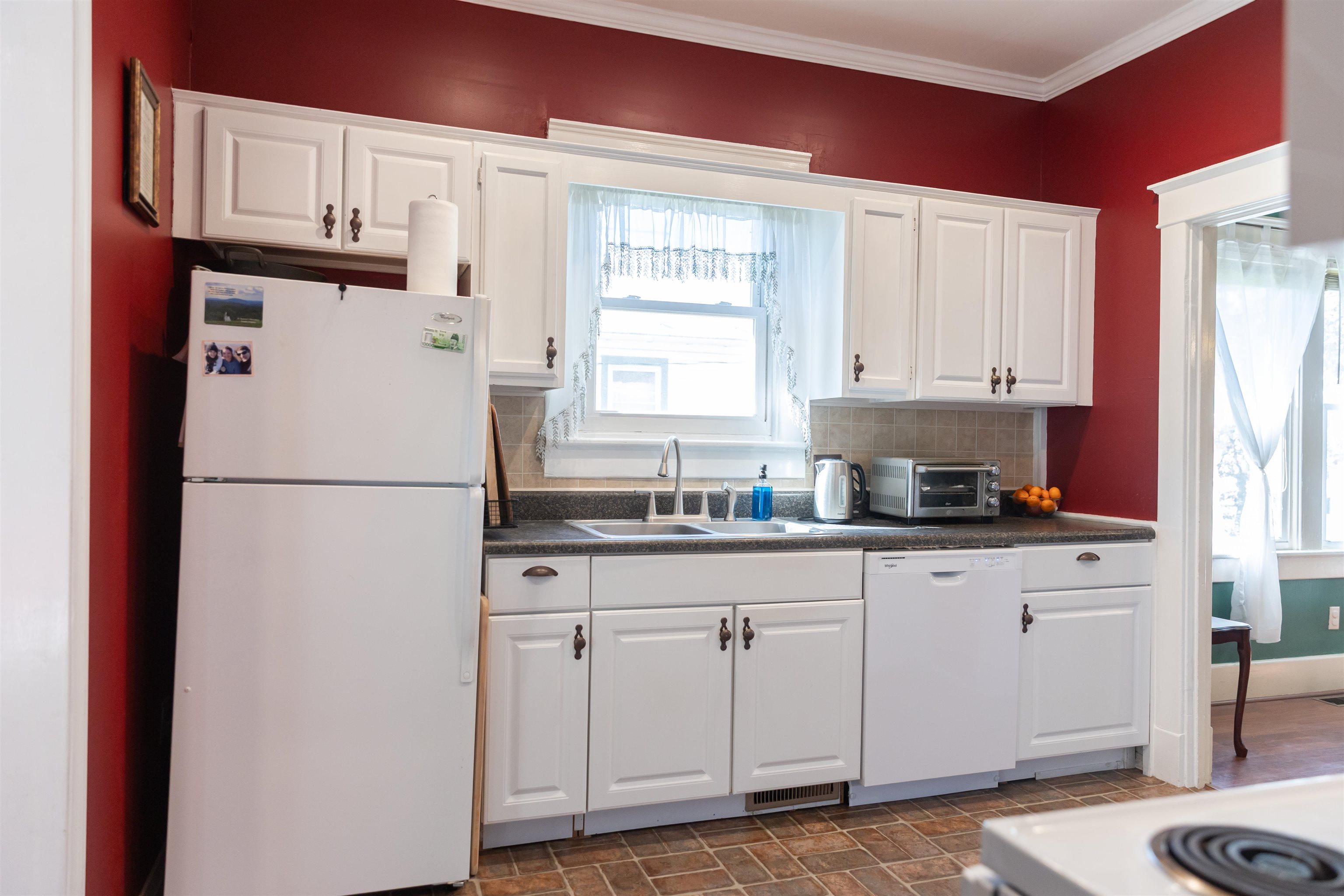 528 ARCH AVE, WAYNESBORO, Virginia 22980, 2 Bedrooms Bedrooms, ,1 BathroomBathrooms,Residential,528 ARCH AVE,670133 MLS # 670133