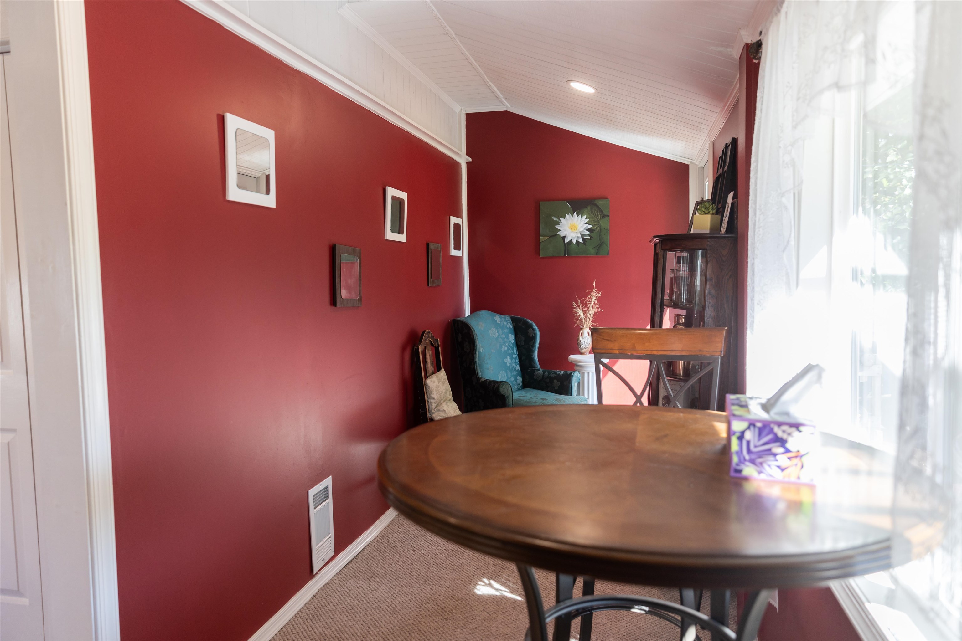 528 ARCH AVE, WAYNESBORO, Virginia 22980, 2 Bedrooms Bedrooms, ,1 BathroomBathrooms,Residential,528 ARCH AVE,670133 MLS # 670133