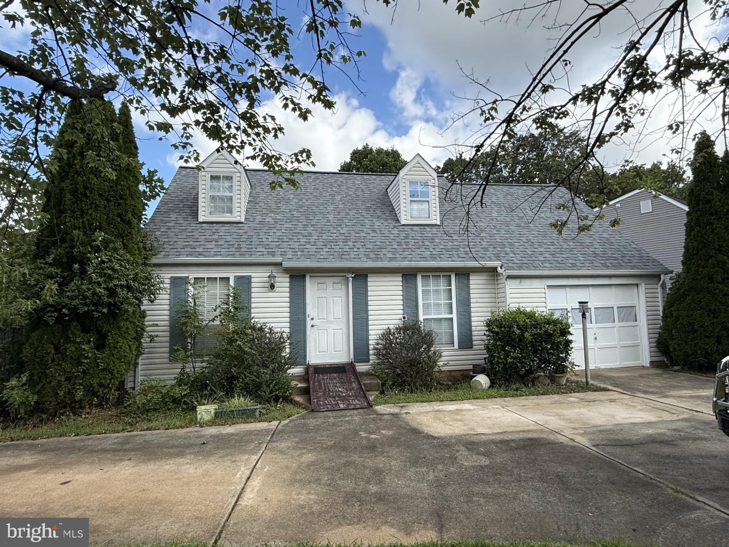 14288 LINDENDALE RD, WOODBRIDGE, Virginia 22193, 3 Bedrooms Bedrooms, ,1 BathroomBathrooms,Residential,For sale,14288 LINDENDALE RD,VAPW2103918 MLS # VAPW2103918