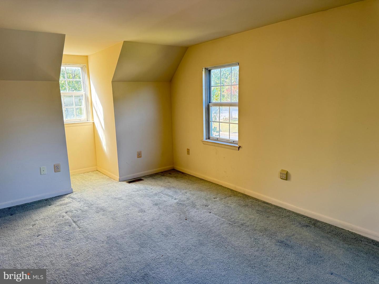 14288 LINDENDALE RD, WOODBRIDGE, Virginia 22193, 3 Bedrooms Bedrooms, ,1 BathroomBathrooms,Residential,For sale,14288 LINDENDALE RD,VAPW2103918 MLS # VAPW2103918