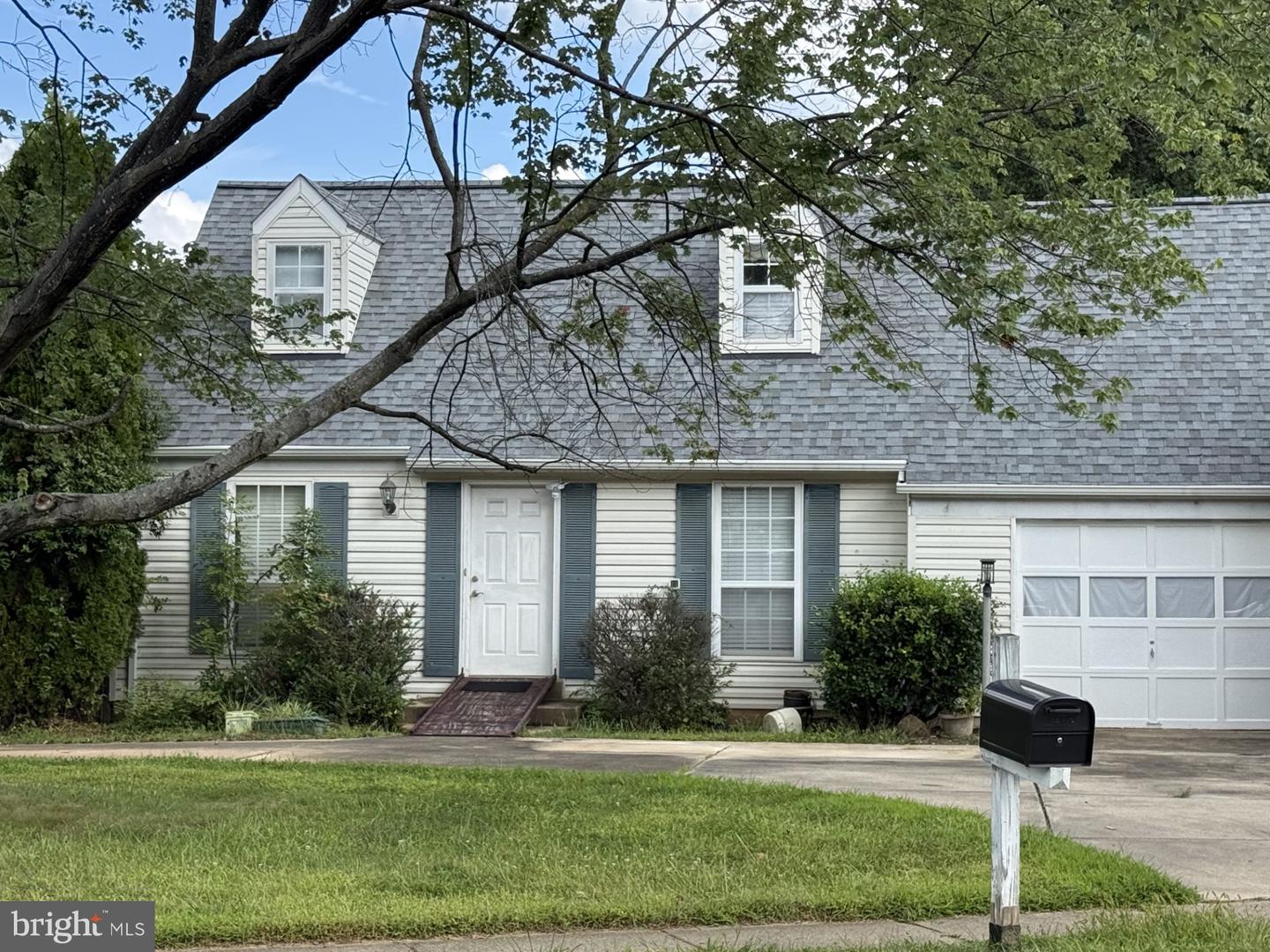 14288 LINDENDALE RD, WOODBRIDGE, Virginia 22193, 3 Bedrooms Bedrooms, ,1 BathroomBathrooms,Residential,For sale,14288 LINDENDALE RD,VAPW2103918 MLS # VAPW2103918