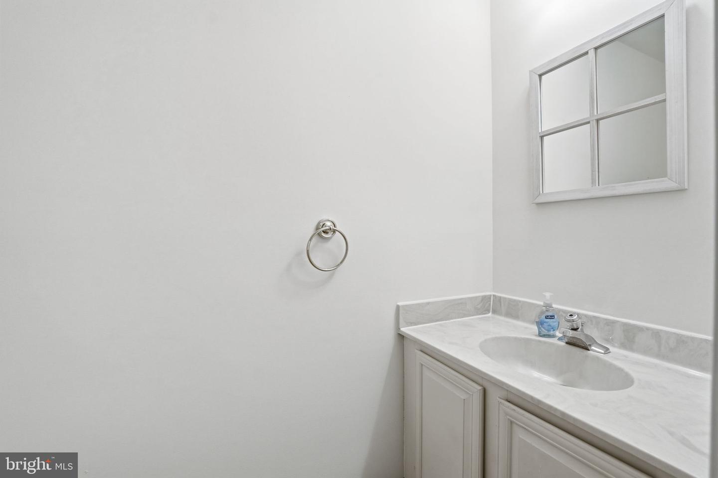 15998 COVE LN, DUMFRIES, Virginia 22025, 4 Bedrooms Bedrooms, ,3 BathroomsBathrooms,Residential,For sale,15998 COVE LN,VAPW2104028 MLS # VAPW2104028