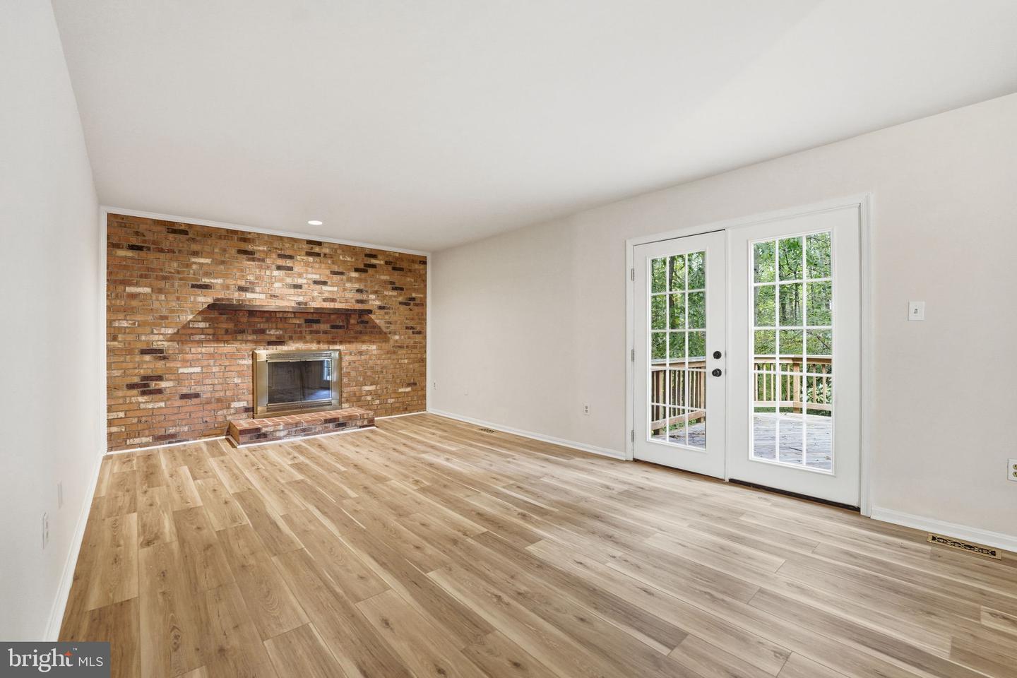 15998 COVE LN, DUMFRIES, Virginia 22025, 4 Bedrooms Bedrooms, ,3 BathroomsBathrooms,Residential,For sale,15998 COVE LN,VAPW2104028 MLS # VAPW2104028