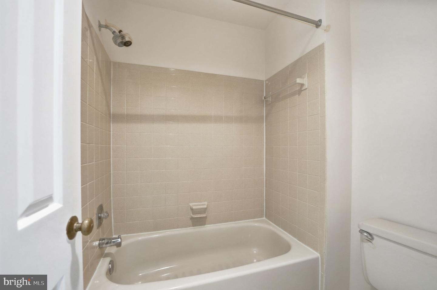 15998 COVE LN, DUMFRIES, Virginia 22025, 4 Bedrooms Bedrooms, ,3 BathroomsBathrooms,Residential,For sale,15998 COVE LN,VAPW2104028 MLS # VAPW2104028