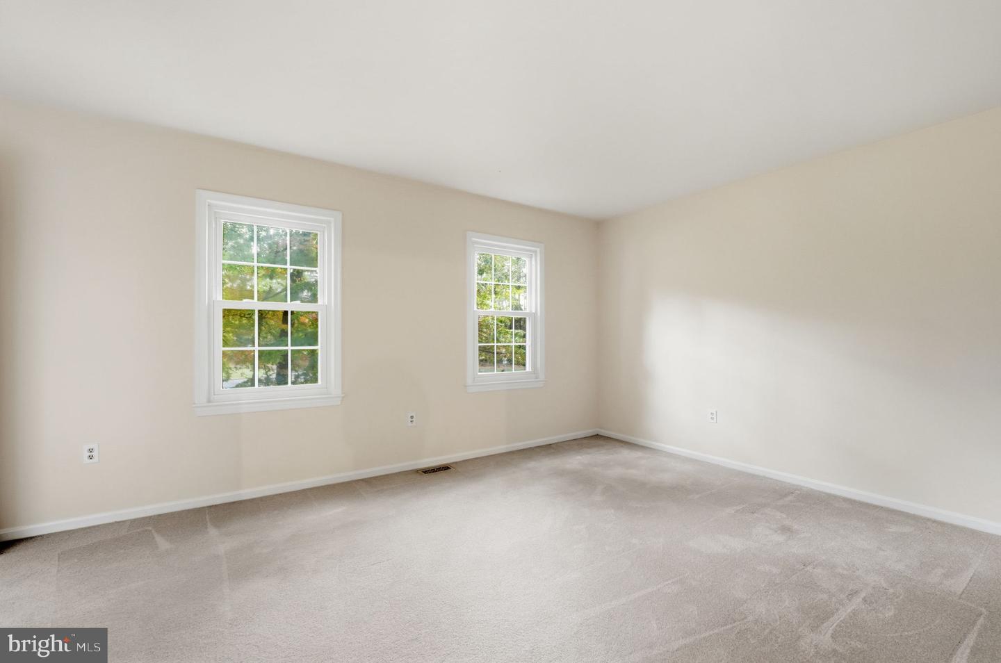 15998 COVE LN, DUMFRIES, Virginia 22025, 4 Bedrooms Bedrooms, ,3 BathroomsBathrooms,Residential,For sale,15998 COVE LN,VAPW2104028 MLS # VAPW2104028