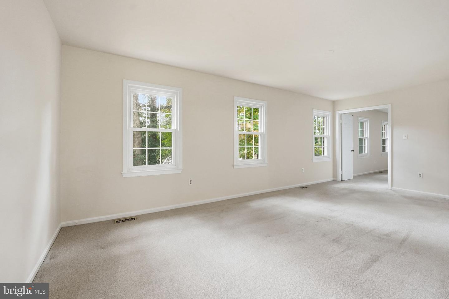 15998 COVE LN, DUMFRIES, Virginia 22025, 4 Bedrooms Bedrooms, ,3 BathroomsBathrooms,Residential,For sale,15998 COVE LN,VAPW2104028 MLS # VAPW2104028