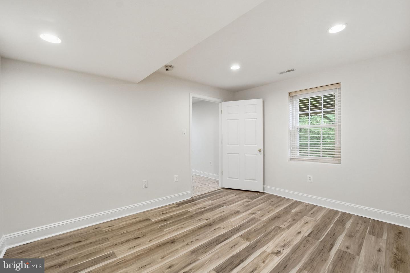 15998 COVE LN, DUMFRIES, Virginia 22025, 4 Bedrooms Bedrooms, ,3 BathroomsBathrooms,Residential,For sale,15998 COVE LN,VAPW2104028 MLS # VAPW2104028