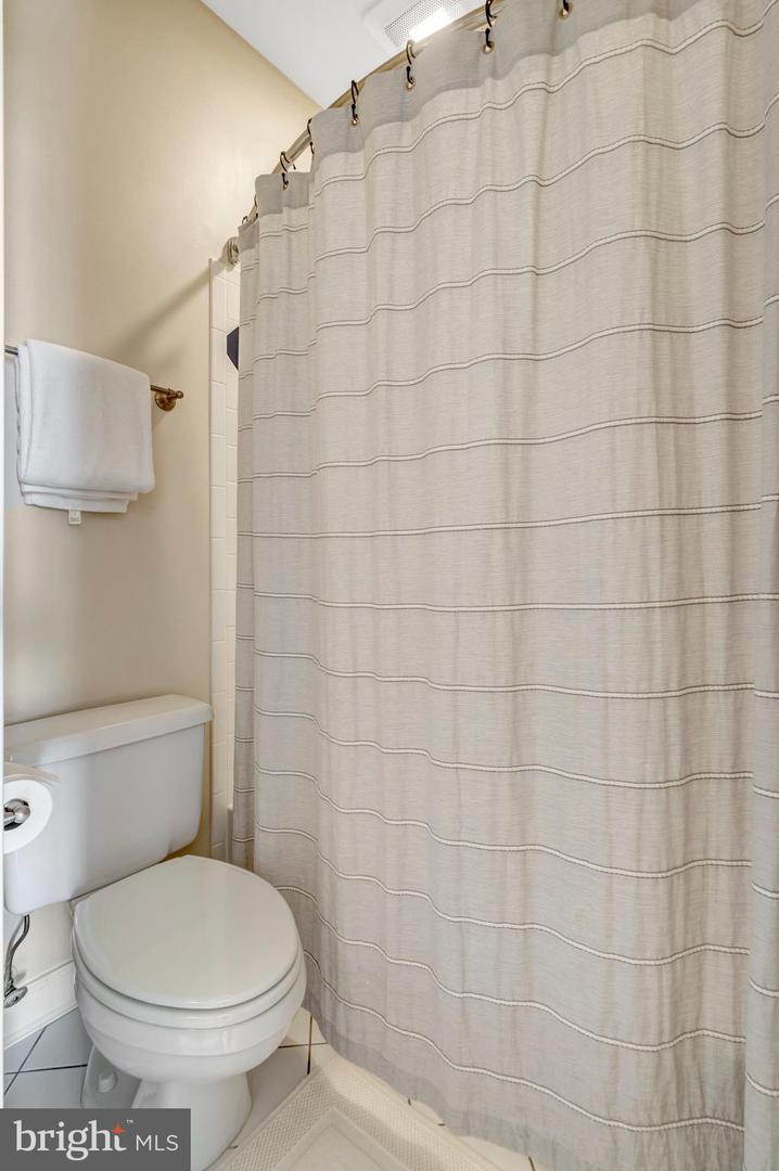 47788 SAULTY DR, STERLING, Virginia 20165, 5 Bedrooms Bedrooms, ,4 BathroomsBathrooms,Residential,For sale,47788 SAULTY DR,VALO2106866 MLS # VALO2106866