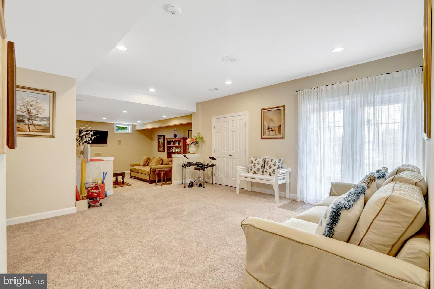 47788 SAULTY DR, STERLING, Virginia 20165, 5 Bedrooms Bedrooms, ,4 BathroomsBathrooms,Residential,For sale,47788 SAULTY DR,VALO2106866 MLS # VALO2106866