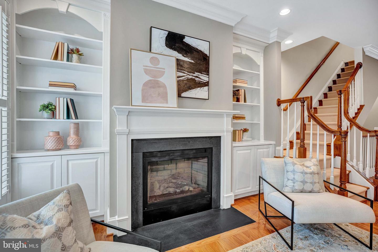 1822 POTOMAC GREENS DR, ALEXANDRIA, Virginia 22314, 3 Bedrooms Bedrooms, ,3 BathroomsBathrooms,Residential,For sale,1822 POTOMAC GREENS DR,VAAX2049852 MLS # VAAX2049852