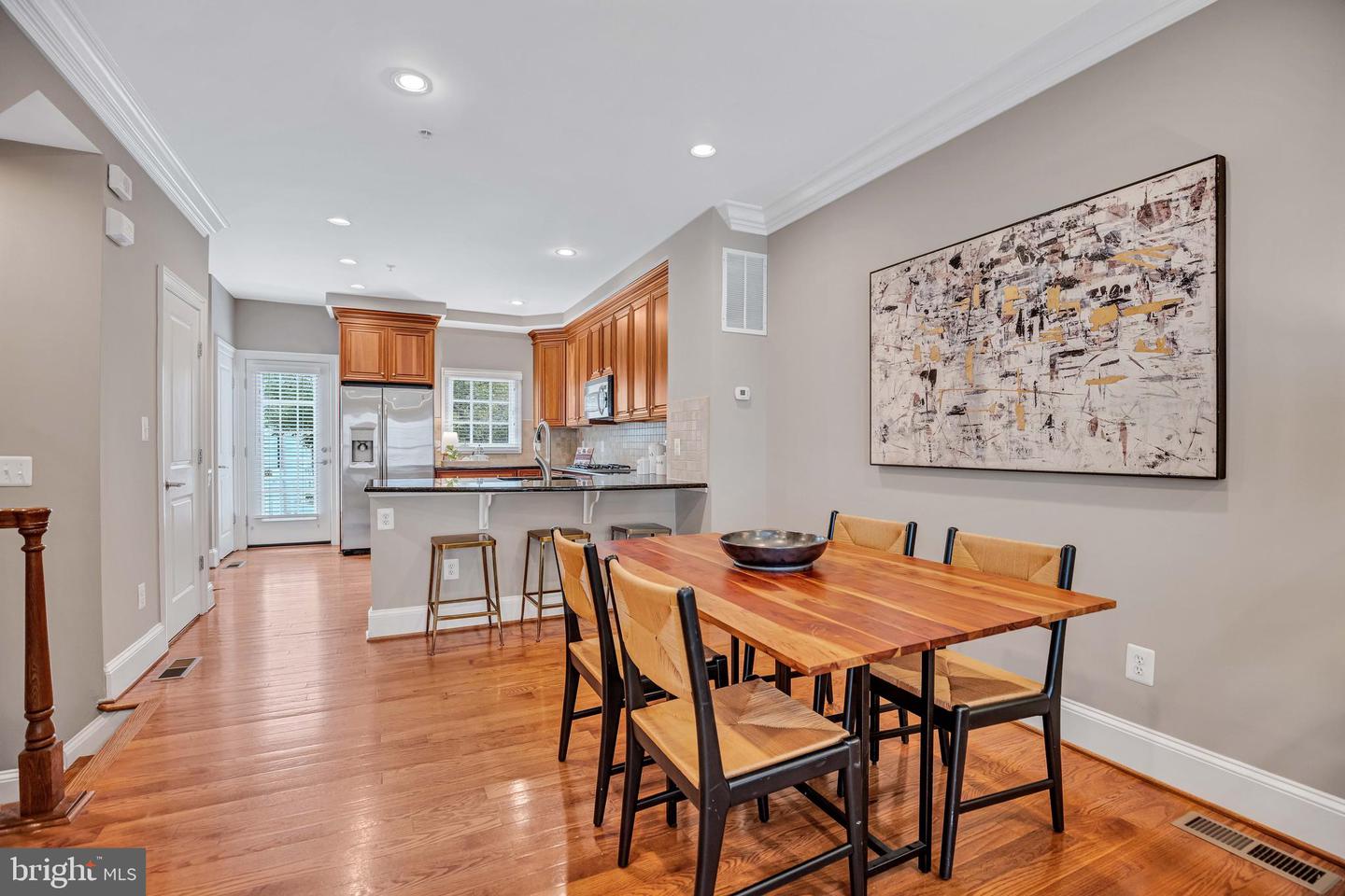 1822 POTOMAC GREENS DR, ALEXANDRIA, Virginia 22314, 3 Bedrooms Bedrooms, ,3 BathroomsBathrooms,Residential,For sale,1822 POTOMAC GREENS DR,VAAX2049852 MLS # VAAX2049852