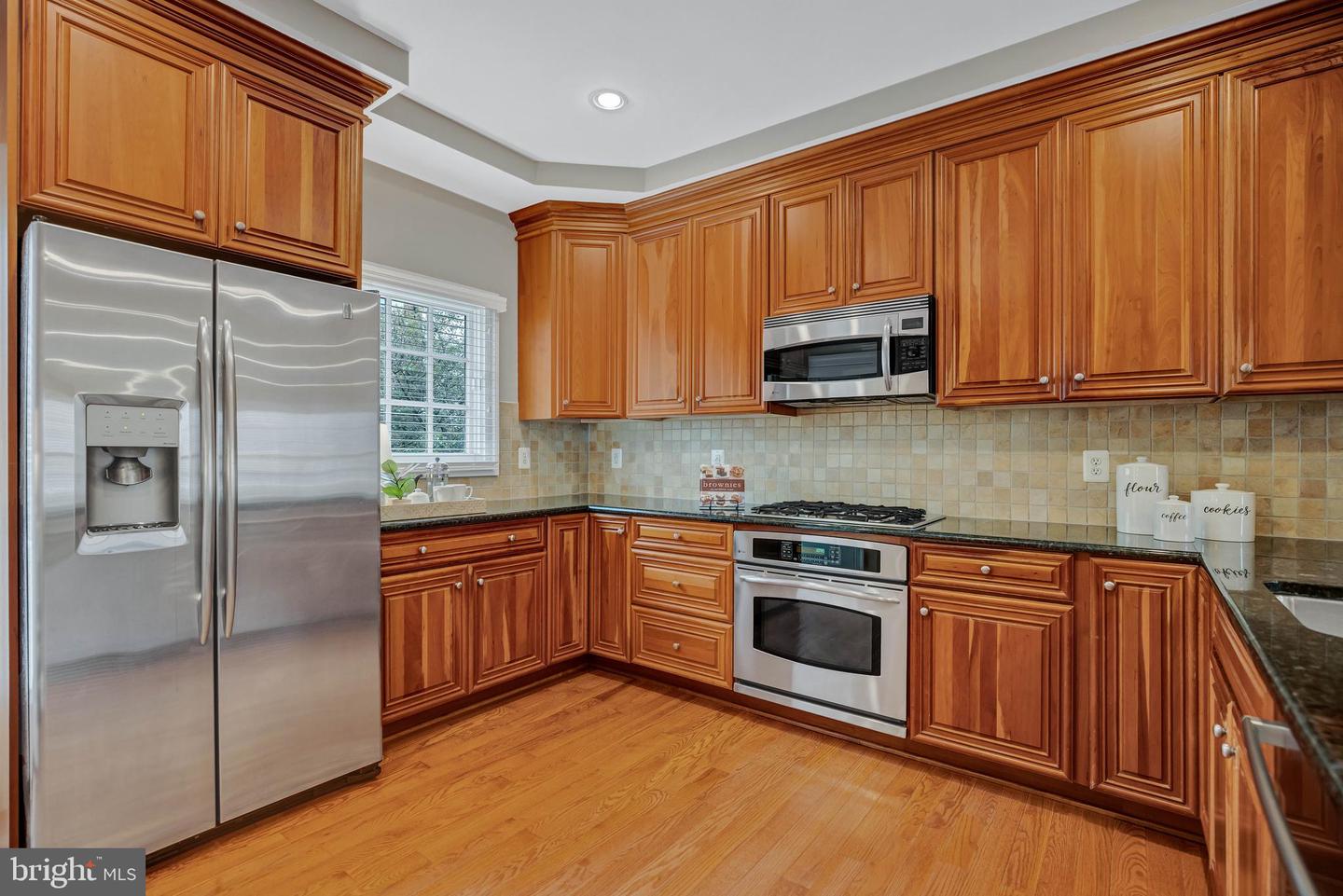 1822 POTOMAC GREENS DR, ALEXANDRIA, Virginia 22314, 3 Bedrooms Bedrooms, ,3 BathroomsBathrooms,Residential,For sale,1822 POTOMAC GREENS DR,VAAX2049852 MLS # VAAX2049852