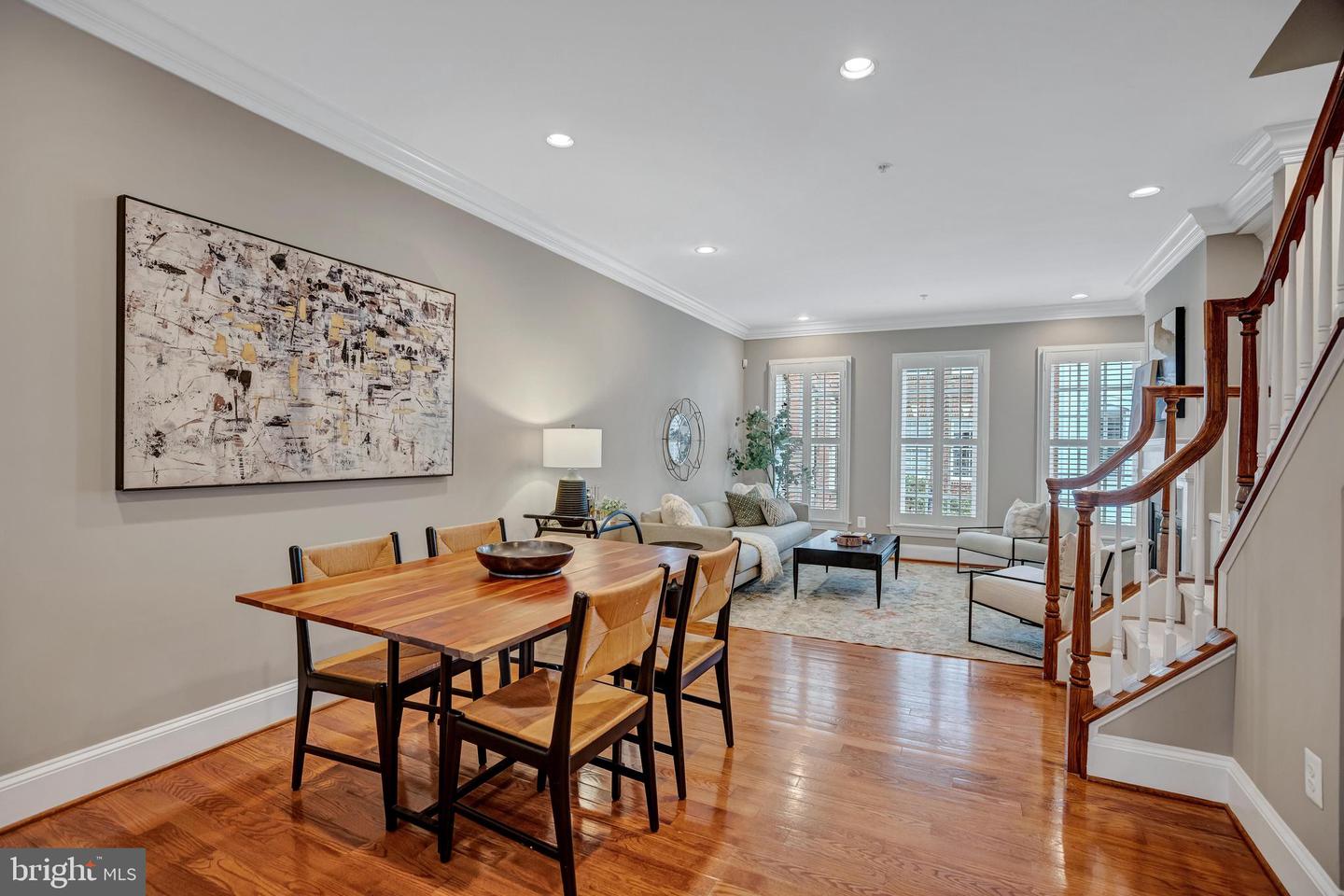 1822 POTOMAC GREENS DR, ALEXANDRIA, Virginia 22314, 3 Bedrooms Bedrooms, ,3 BathroomsBathrooms,Residential,For sale,1822 POTOMAC GREENS DR,VAAX2049852 MLS # VAAX2049852