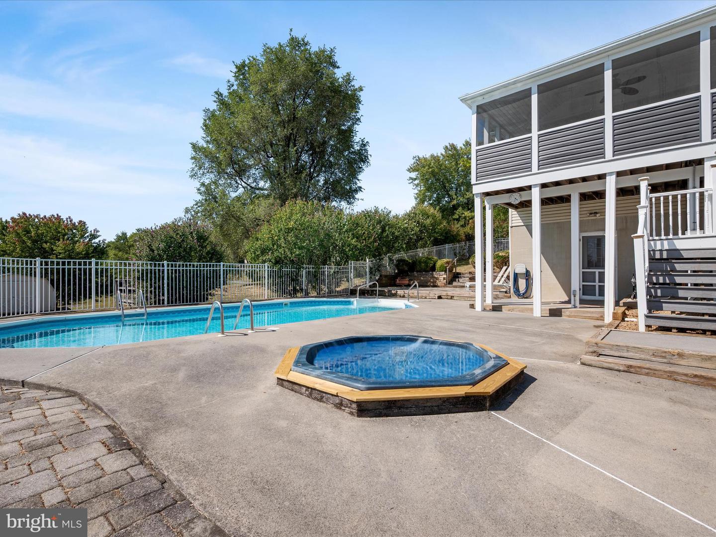 252 PUNKIN RIDGE DR, CLEAR BROOK, Virginia 22624, 4 Bedrooms Bedrooms, ,3 BathroomsBathrooms,Residential,For sale,252 PUNKIN RIDGE DR,VAFV2036864 MLS # VAFV2036864