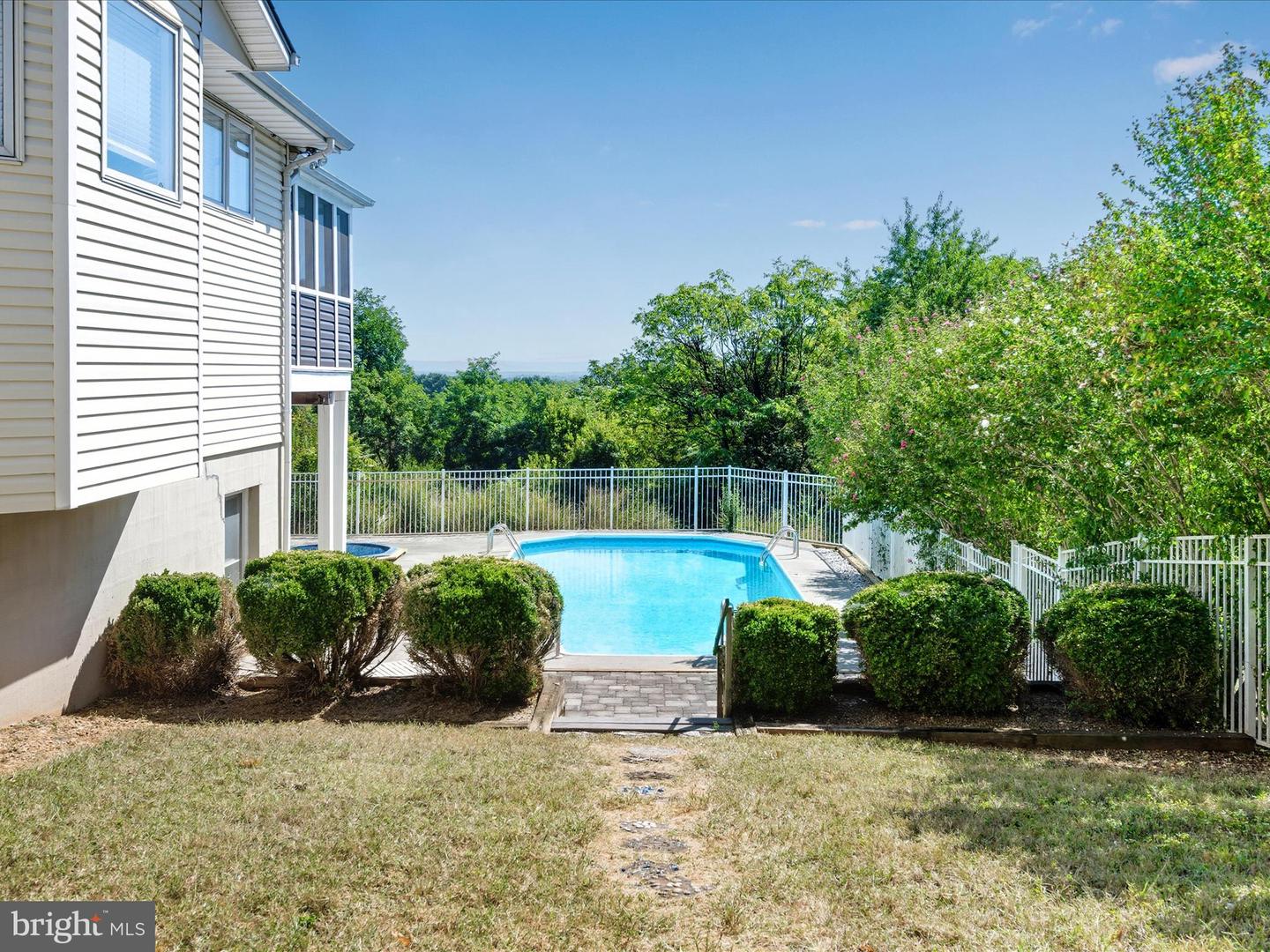 252 PUNKIN RIDGE DR, CLEAR BROOK, Virginia 22624, 4 Bedrooms Bedrooms, ,3 BathroomsBathrooms,Residential,For sale,252 PUNKIN RIDGE DR,VAFV2036864 MLS # VAFV2036864