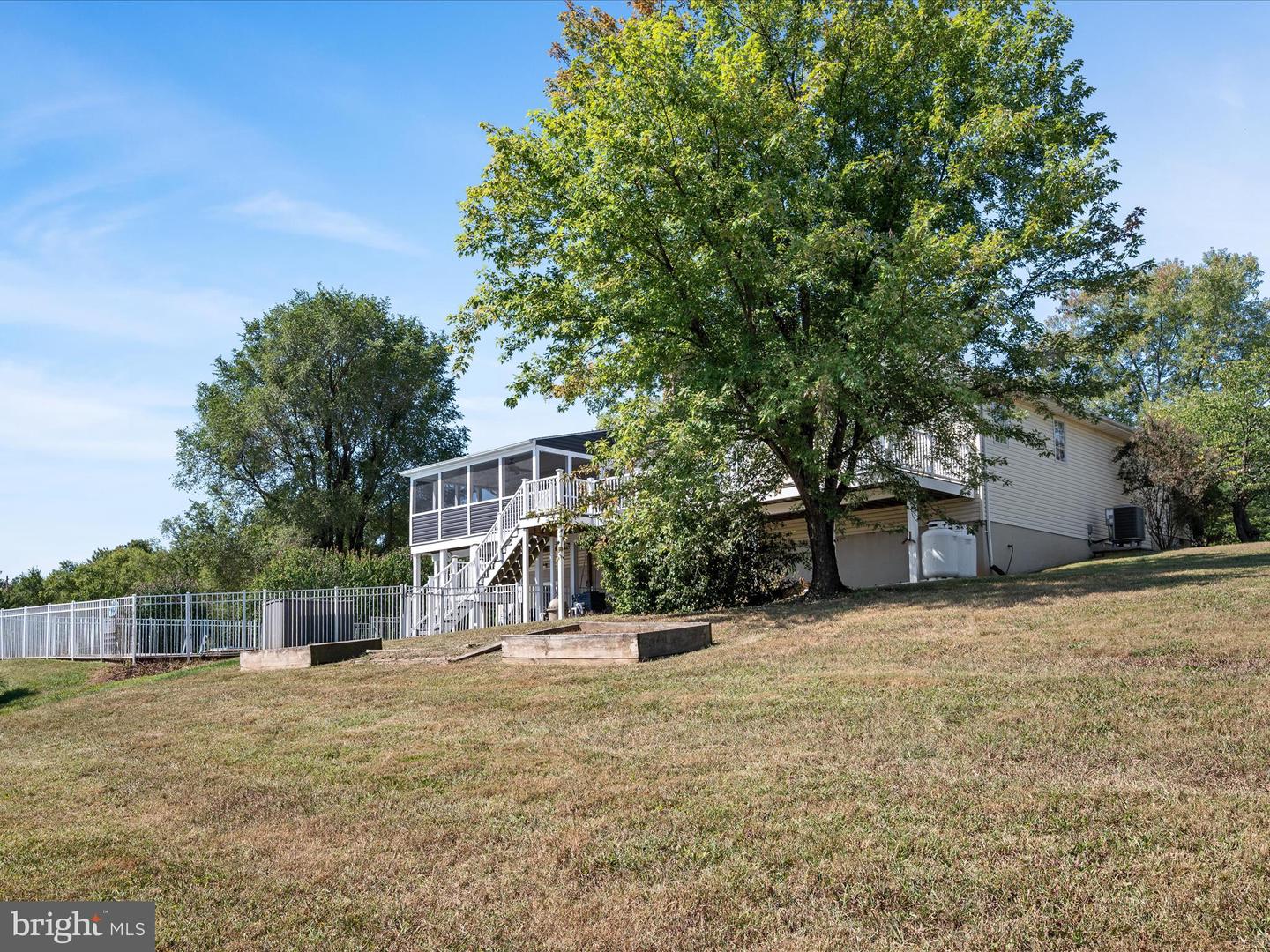 252 PUNKIN RIDGE DR, CLEAR BROOK, Virginia 22624, 4 Bedrooms Bedrooms, ,3 BathroomsBathrooms,Residential,For sale,252 PUNKIN RIDGE DR,VAFV2036864 MLS # VAFV2036864