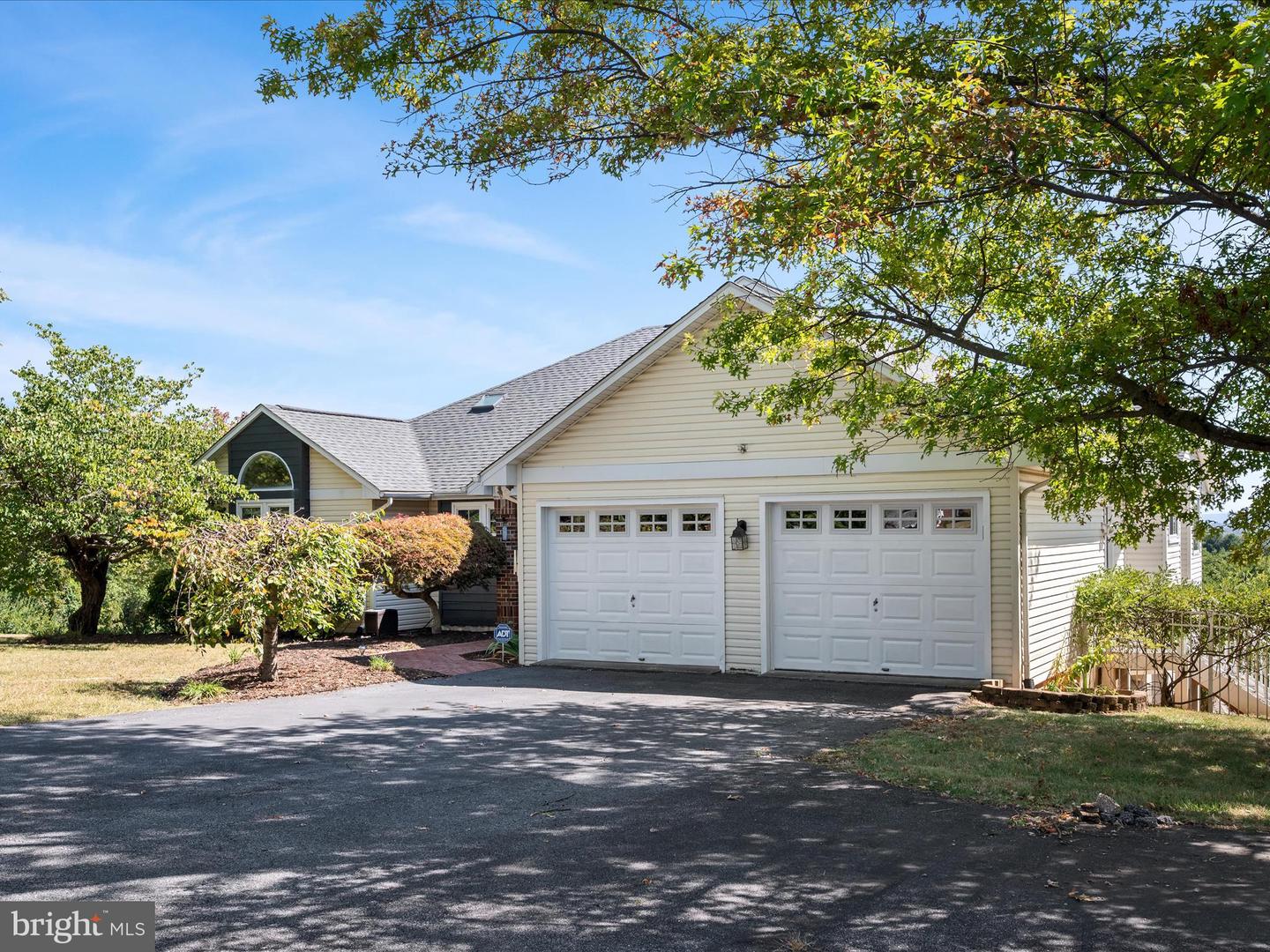 252 PUNKIN RIDGE DR, CLEAR BROOK, Virginia 22624, 4 Bedrooms Bedrooms, ,3 BathroomsBathrooms,Residential,For sale,252 PUNKIN RIDGE DR,VAFV2036864 MLS # VAFV2036864