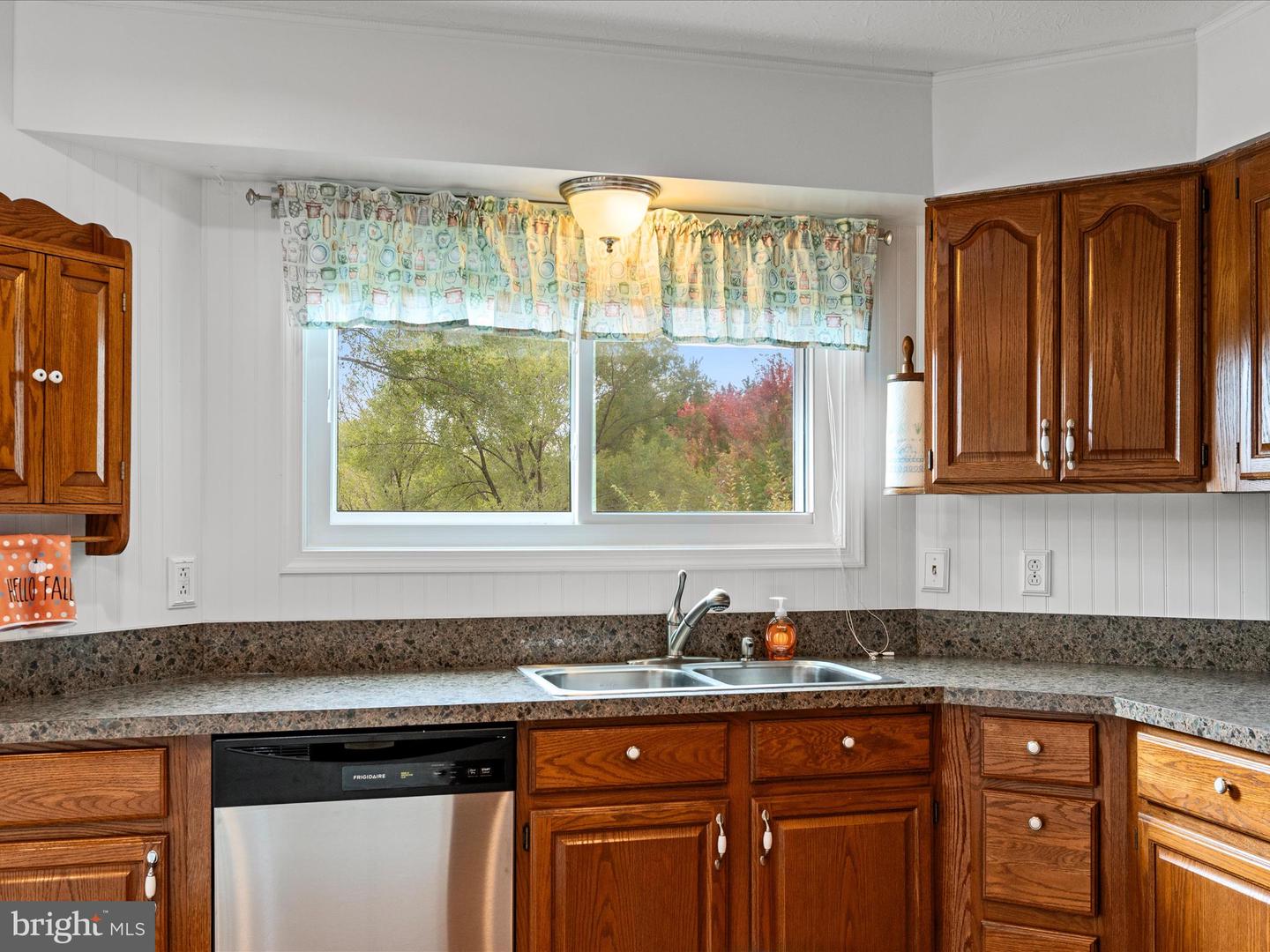 252 PUNKIN RIDGE DR, CLEAR BROOK, Virginia 22624, 4 Bedrooms Bedrooms, ,3 BathroomsBathrooms,Residential,For sale,252 PUNKIN RIDGE DR,VAFV2036864 MLS # VAFV2036864