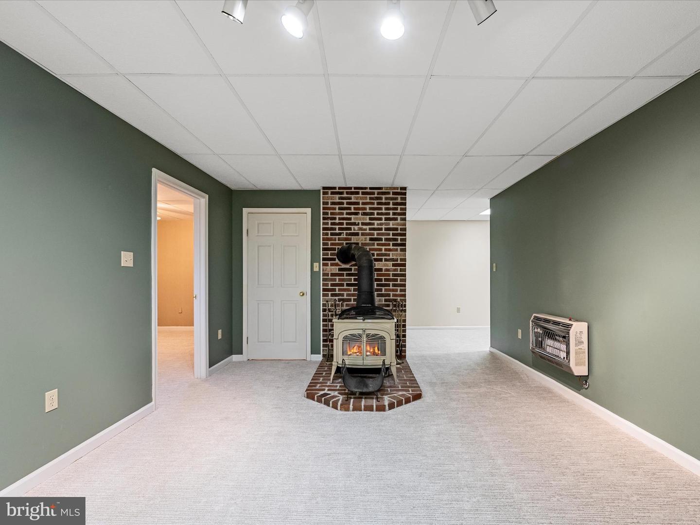 252 PUNKIN RIDGE DR, CLEAR BROOK, Virginia 22624, 4 Bedrooms Bedrooms, ,3 BathroomsBathrooms,Residential,For sale,252 PUNKIN RIDGE DR,VAFV2036864 MLS # VAFV2036864