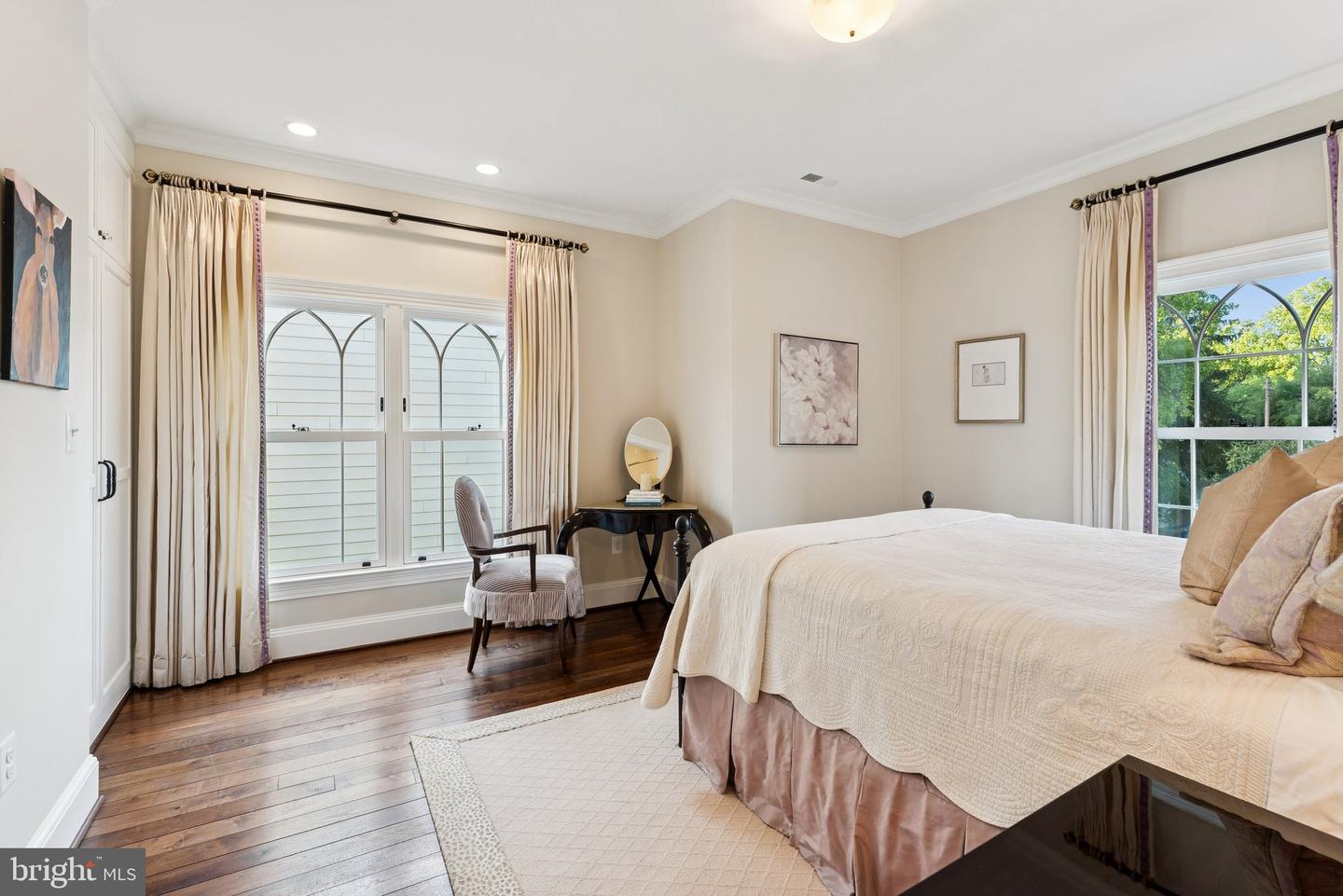 2600 12TH ST N, ARLINGTON, Virginia 22201, 5 Bedrooms Bedrooms, ,5 BathroomsBathrooms,Residential,For sale,2600 12TH ST N,VAAR2063884 MLS # VAAR2063884