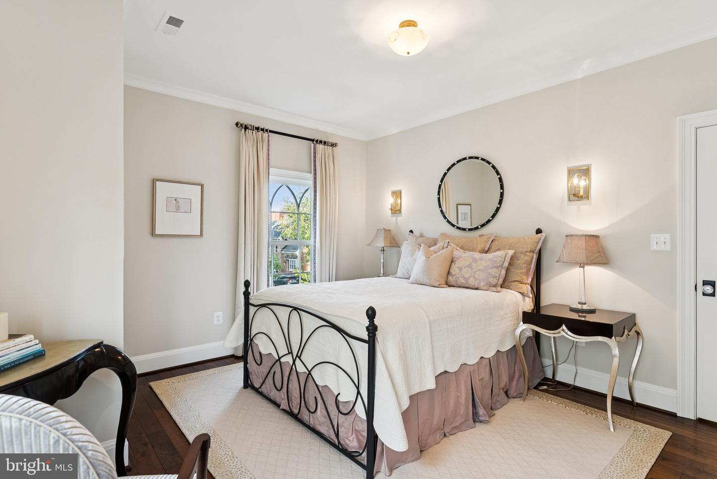 2600 12TH ST N, ARLINGTON, Virginia 22201, 5 Bedrooms Bedrooms, ,5 BathroomsBathrooms,Residential,For sale,2600 12TH ST N,VAAR2063884 MLS # VAAR2063884