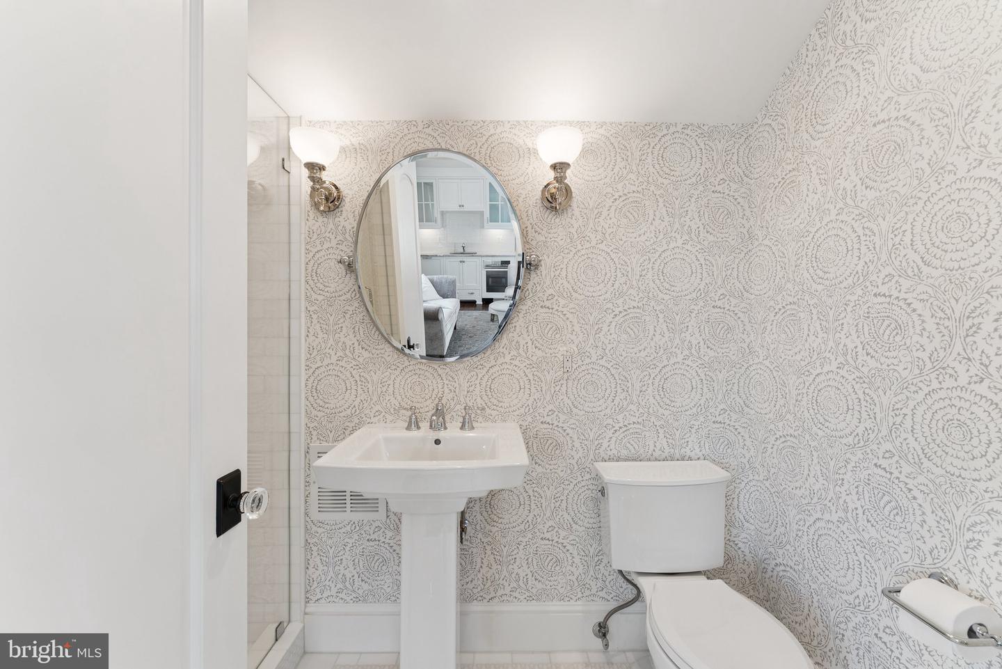 2600 12TH ST N, ARLINGTON, Virginia 22201, 5 Bedrooms Bedrooms, ,5 BathroomsBathrooms,Residential,For sale,2600 12TH ST N,VAAR2063884 MLS # VAAR2063884