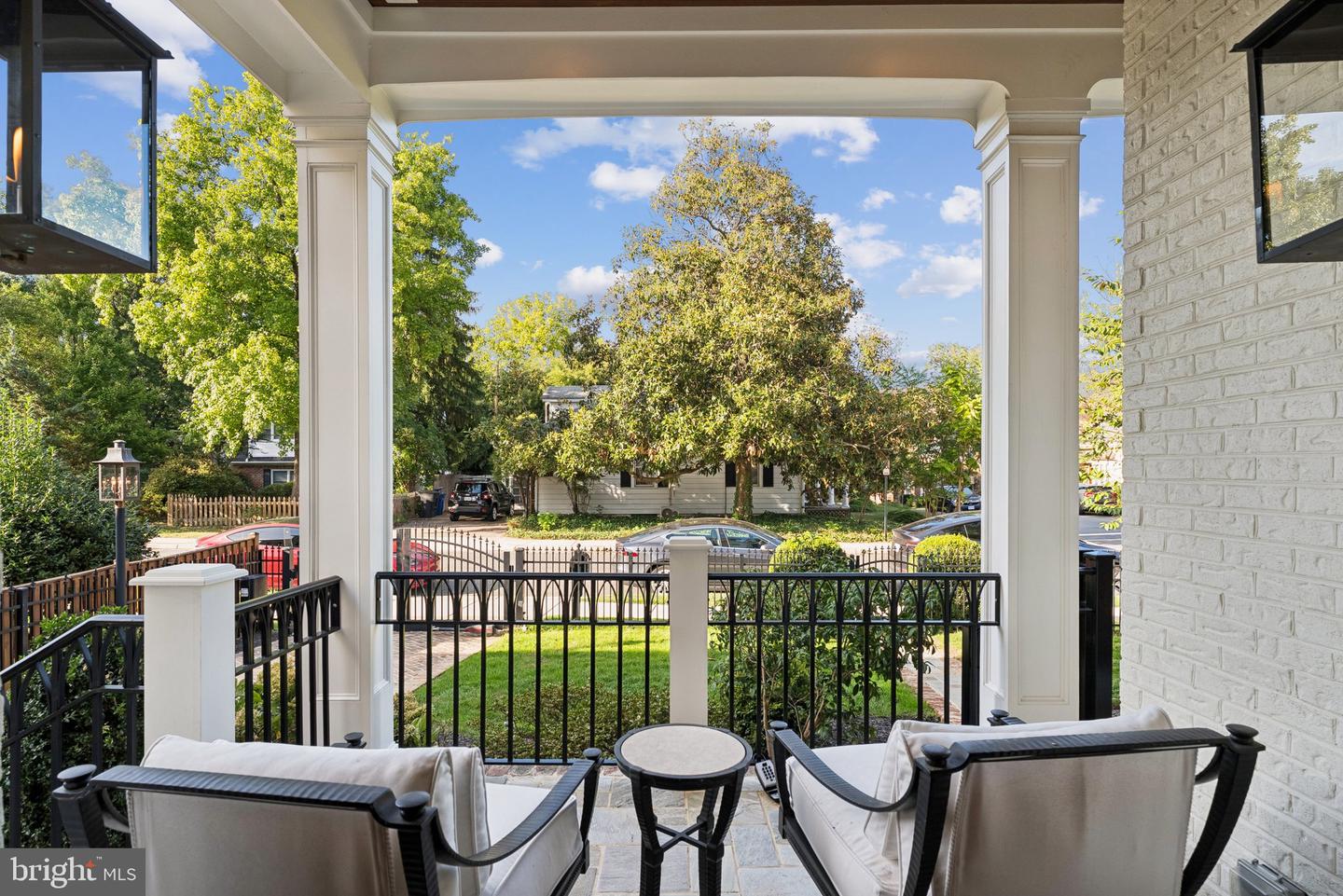 2600 12TH ST N, ARLINGTON, Virginia 22201, 5 Bedrooms Bedrooms, ,5 BathroomsBathrooms,Residential,For sale,2600 12TH ST N,VAAR2063884 MLS # VAAR2063884