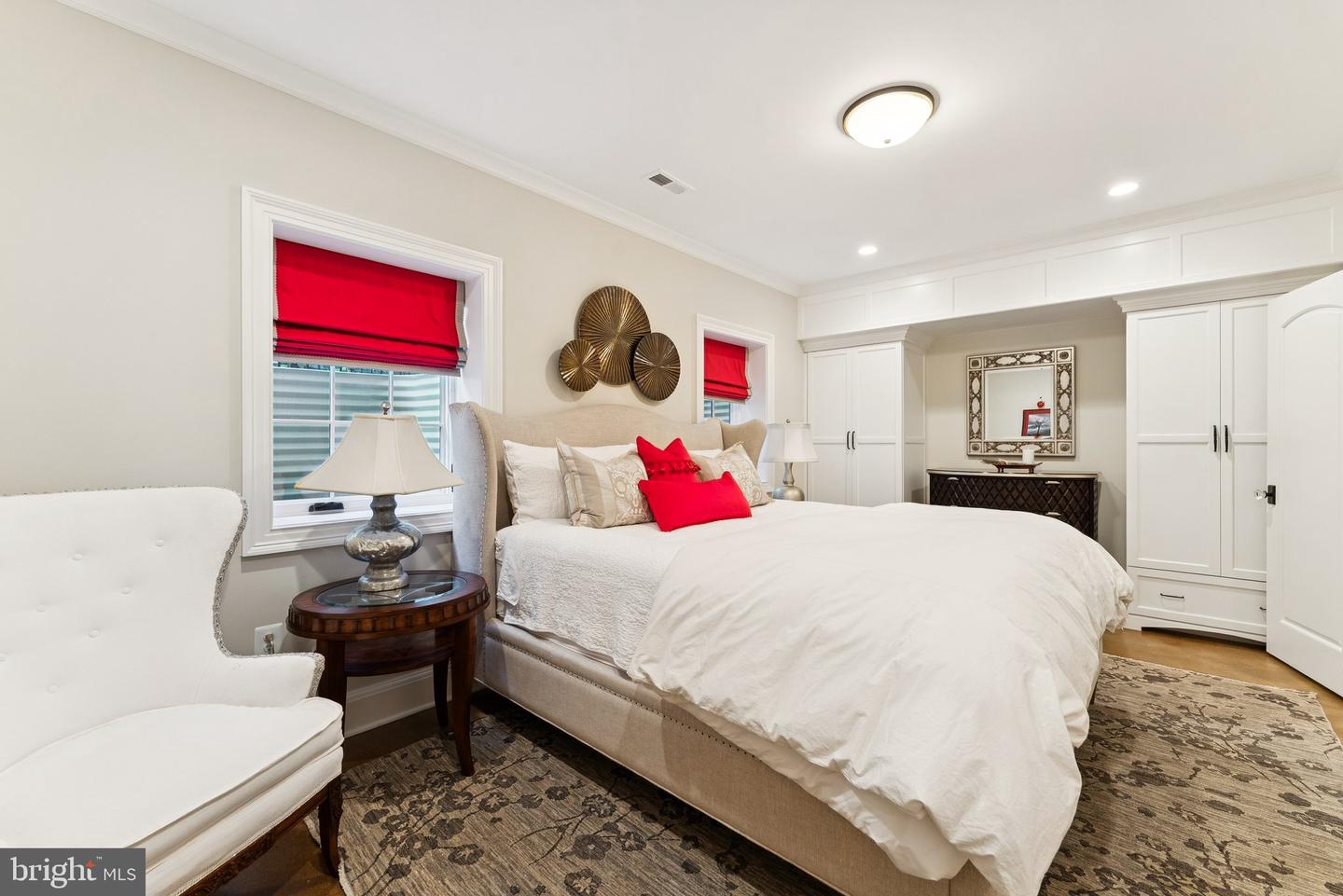 2600 12TH ST N, ARLINGTON, Virginia 22201, 5 Bedrooms Bedrooms, ,5 BathroomsBathrooms,Residential,For sale,2600 12TH ST N,VAAR2063884 MLS # VAAR2063884