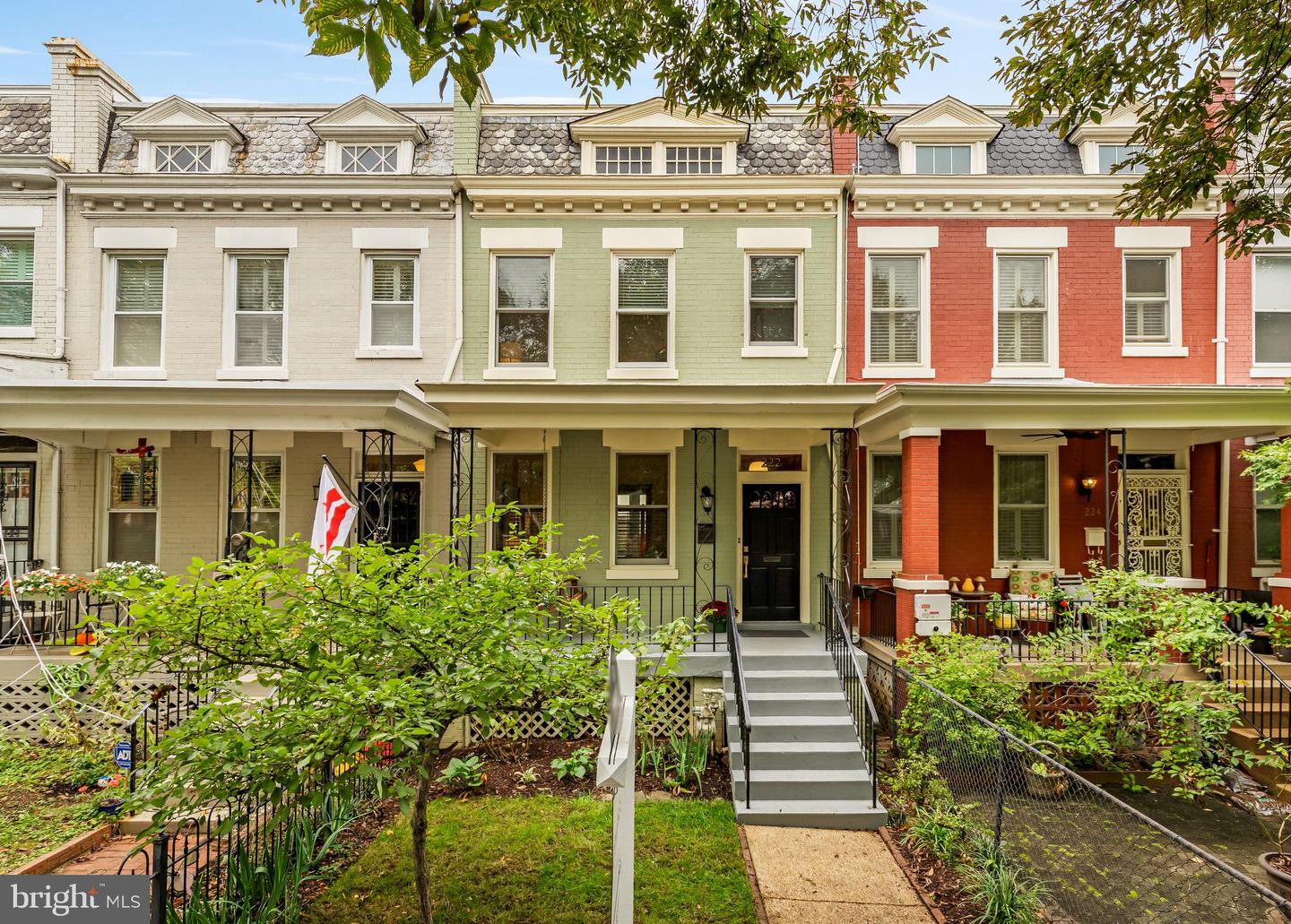 222 TENNESSEE AVE NE, WASHINGTON, District Of Columbia 20002, 4 Bedrooms Bedrooms, ,2 BathroomsBathrooms,Residential,For sale,222 TENNESSEE AVE NE,DCDC2223384 MLS # DCDC2223384