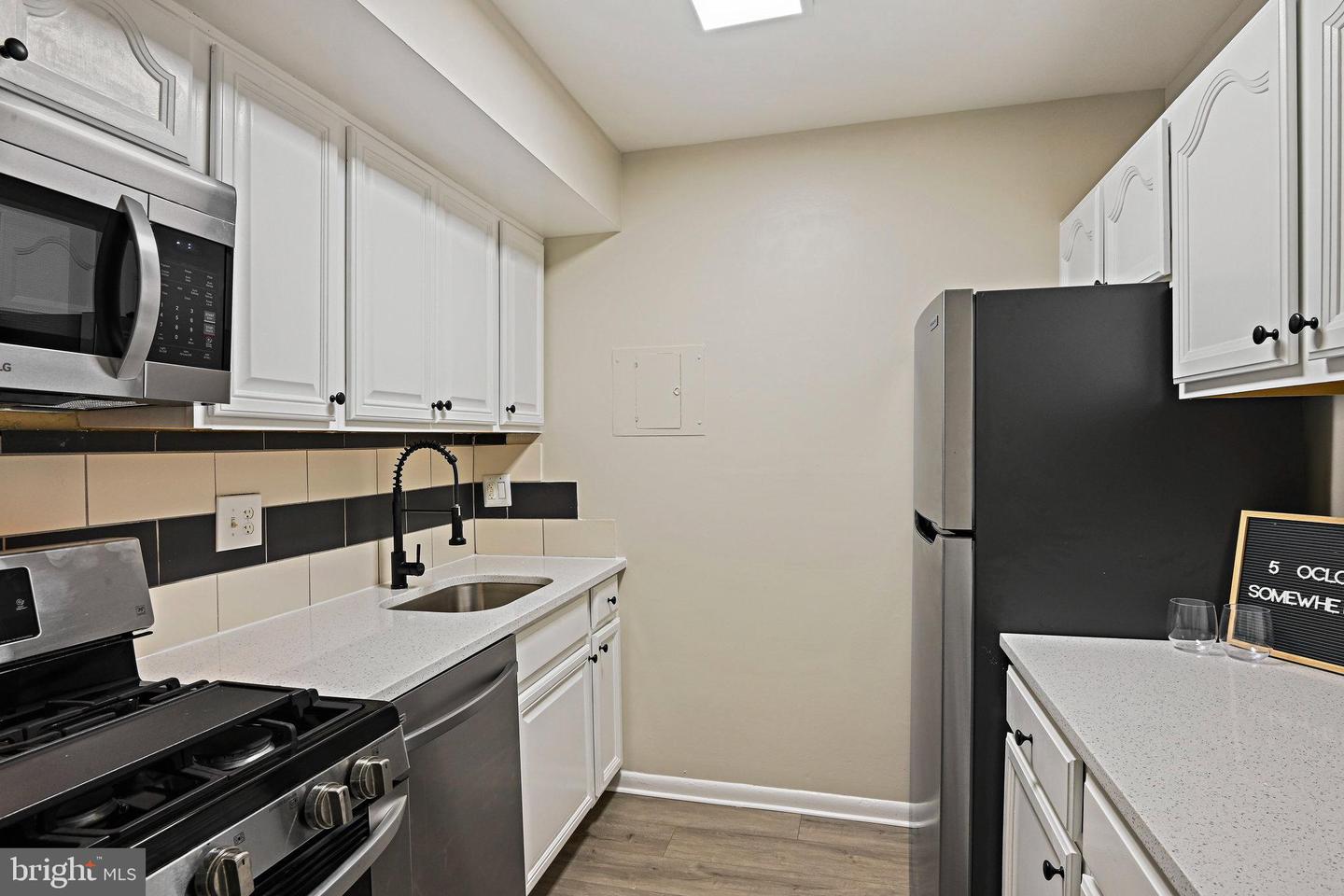 11619 VANTAGE HILL RD #1A, RESTON, Virginia 20190, 1 Bedroom Bedrooms, ,1 BathroomBathrooms,Residential,For sale,11619 VANTAGE HILL RD #1A,VAFX2268662 MLS # VAFX2268662 11619 VANTAGE HILL RD #1A, RESTON, Virginia 20190, 1 Bedroom Bedrooms, ,1 BathroomBathrooms,Residential,For sale,11619 VANTAGE HILL RD #1A,VAFX2268662 MLS # VAFX2268662