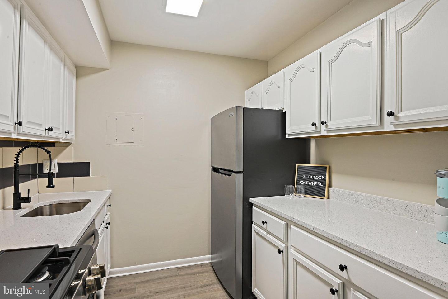 11619 VANTAGE HILL RD #1A, RESTON, Virginia 20190, 1 Bedroom Bedrooms, ,1 BathroomBathrooms,Residential,For sale,11619 VANTAGE HILL RD #1A,VAFX2268662 MLS # VAFX2268662 11619 VANTAGE HILL RD #1A, RESTON, Virginia 20190, 1 Bedroom Bedrooms, ,1 BathroomBathrooms,Residential,For sale,11619 VANTAGE HILL RD #1A,VAFX2268662 MLS # VAFX2268662