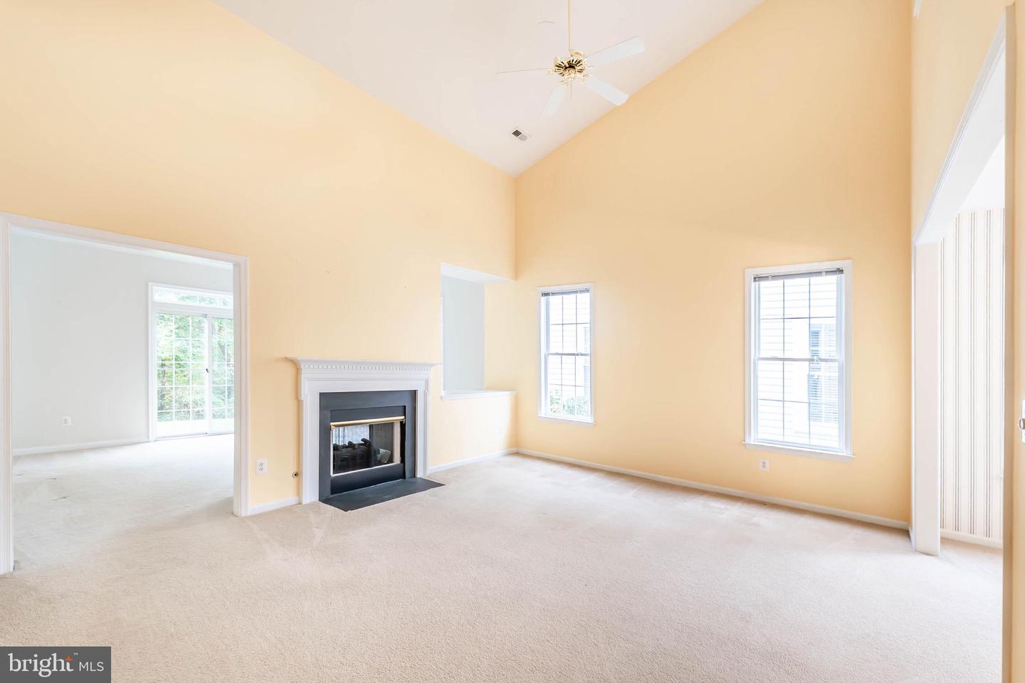6868 SADDLE RUN WAY, GAINESVILLE, Virginia 20155, 3 Bedrooms Bedrooms, 12 Rooms Rooms,3 BathroomsBathrooms,Residential,For sale,6868 SADDLE RUN WAY,VAPW2104596 MLS # VAPW2104596