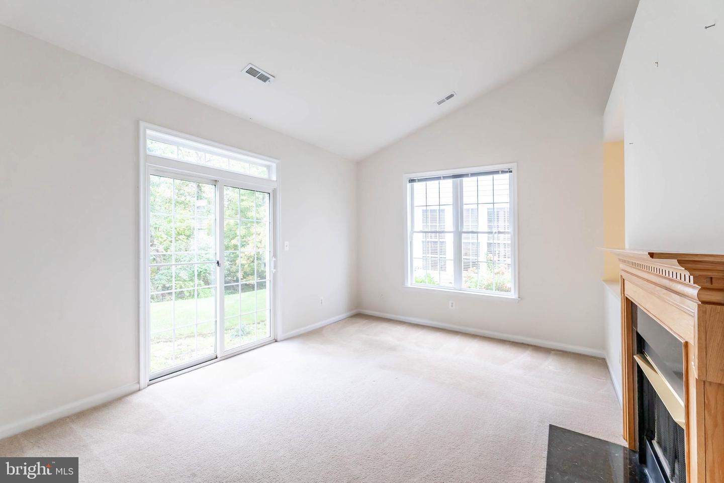 6868 SADDLE RUN WAY, GAINESVILLE, Virginia 20155, 3 Bedrooms Bedrooms, 12 Rooms Rooms,3 BathroomsBathrooms,Residential,For sale,6868 SADDLE RUN WAY,VAPW2104596 MLS # VAPW2104596