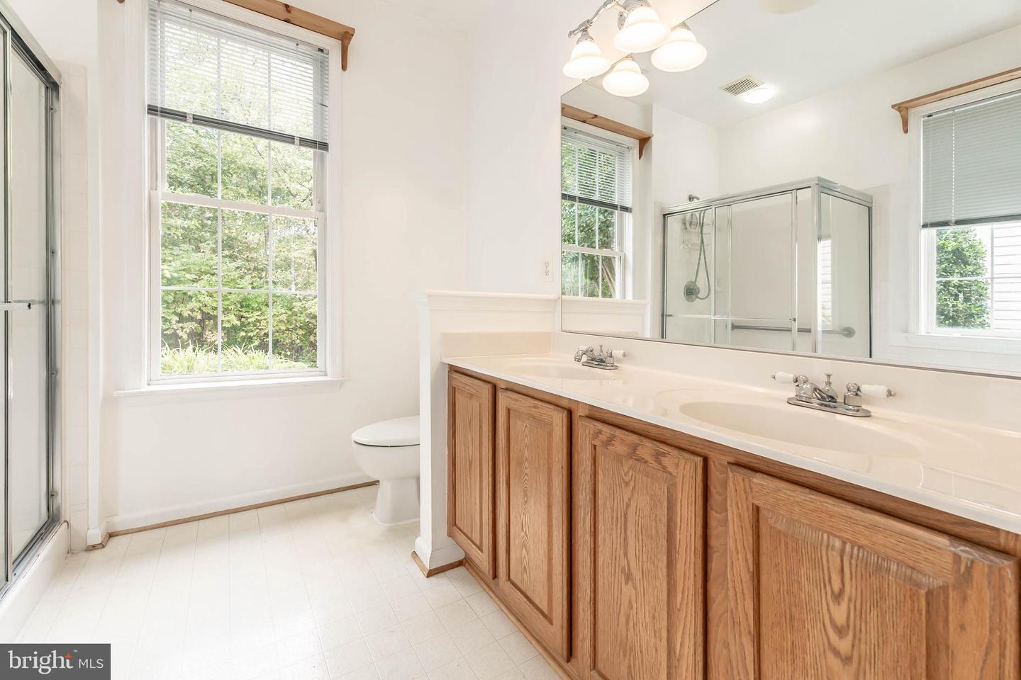 6868 SADDLE RUN WAY, GAINESVILLE, Virginia 20155, 3 Bedrooms Bedrooms, 12 Rooms Rooms,3 BathroomsBathrooms,Residential,For sale,6868 SADDLE RUN WAY,VAPW2104596 MLS # VAPW2104596